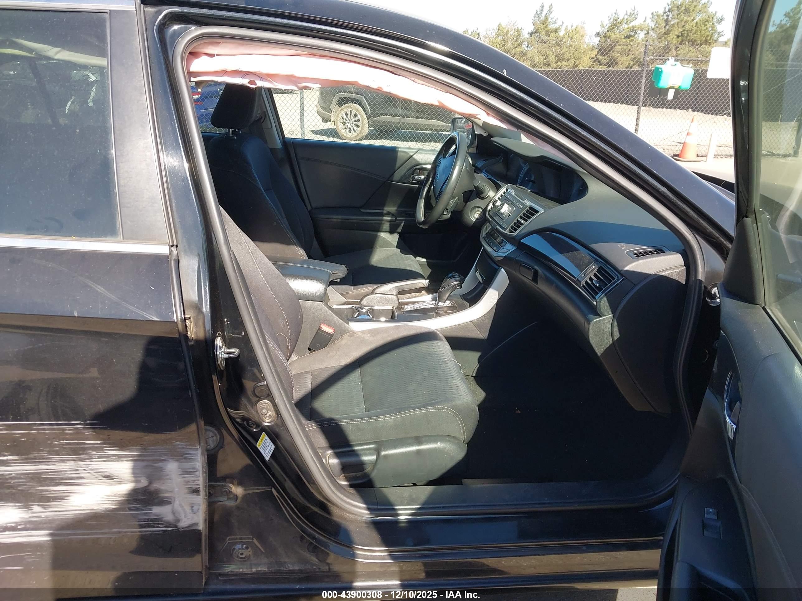 HONDA ACCORD image 5