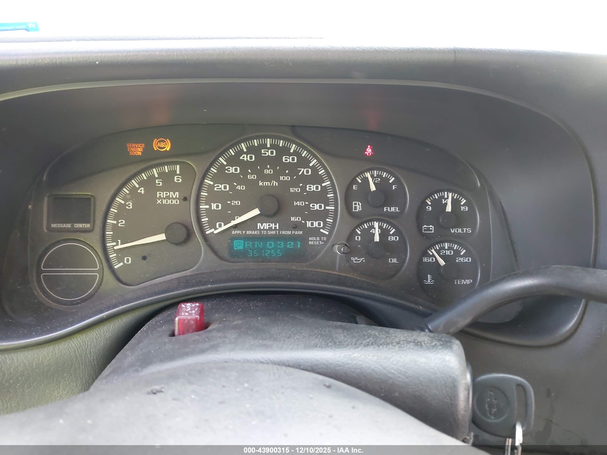 CHEVROLET AVALANCHE image 7