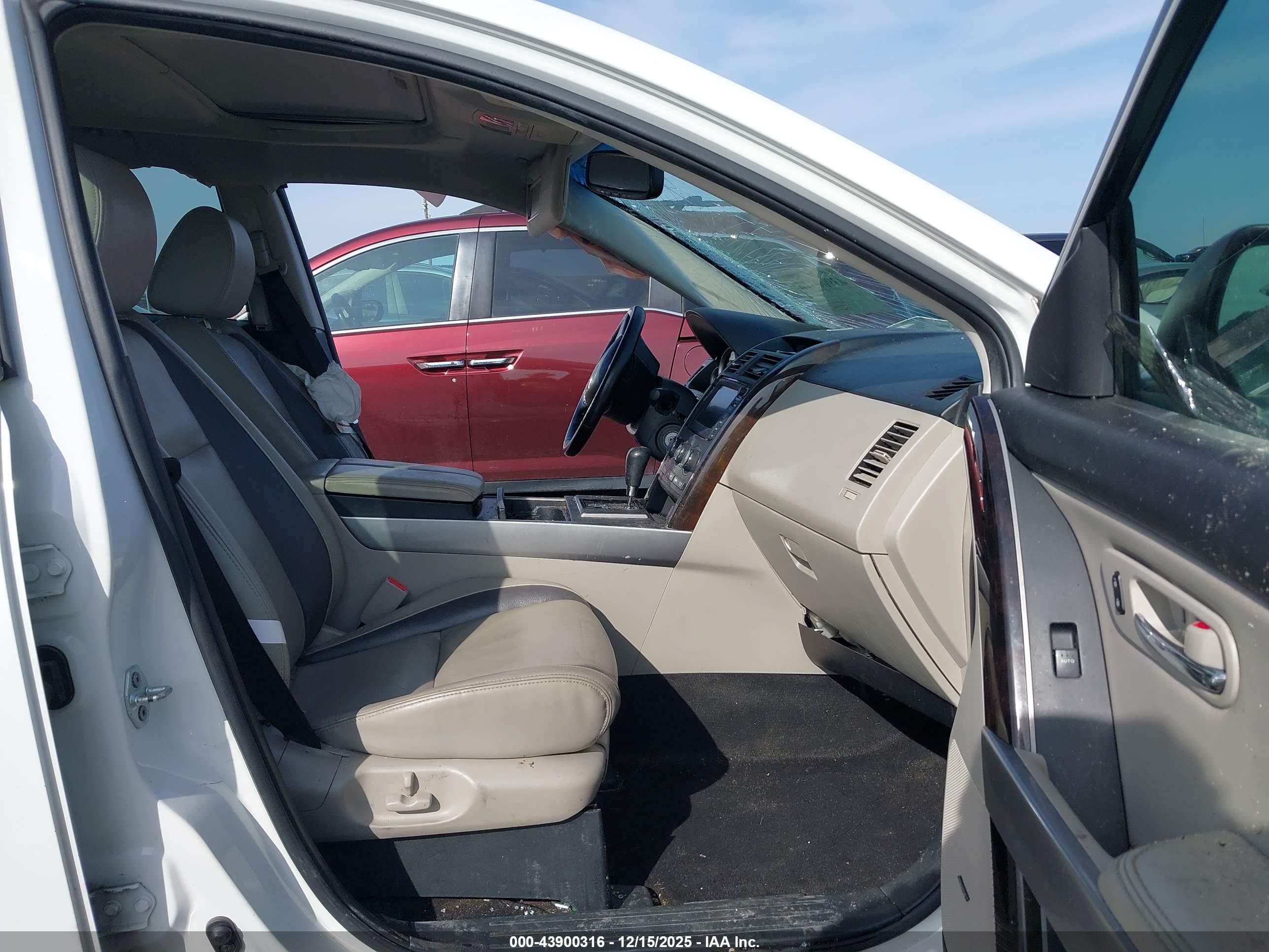 MAZDA CX-9 image 5