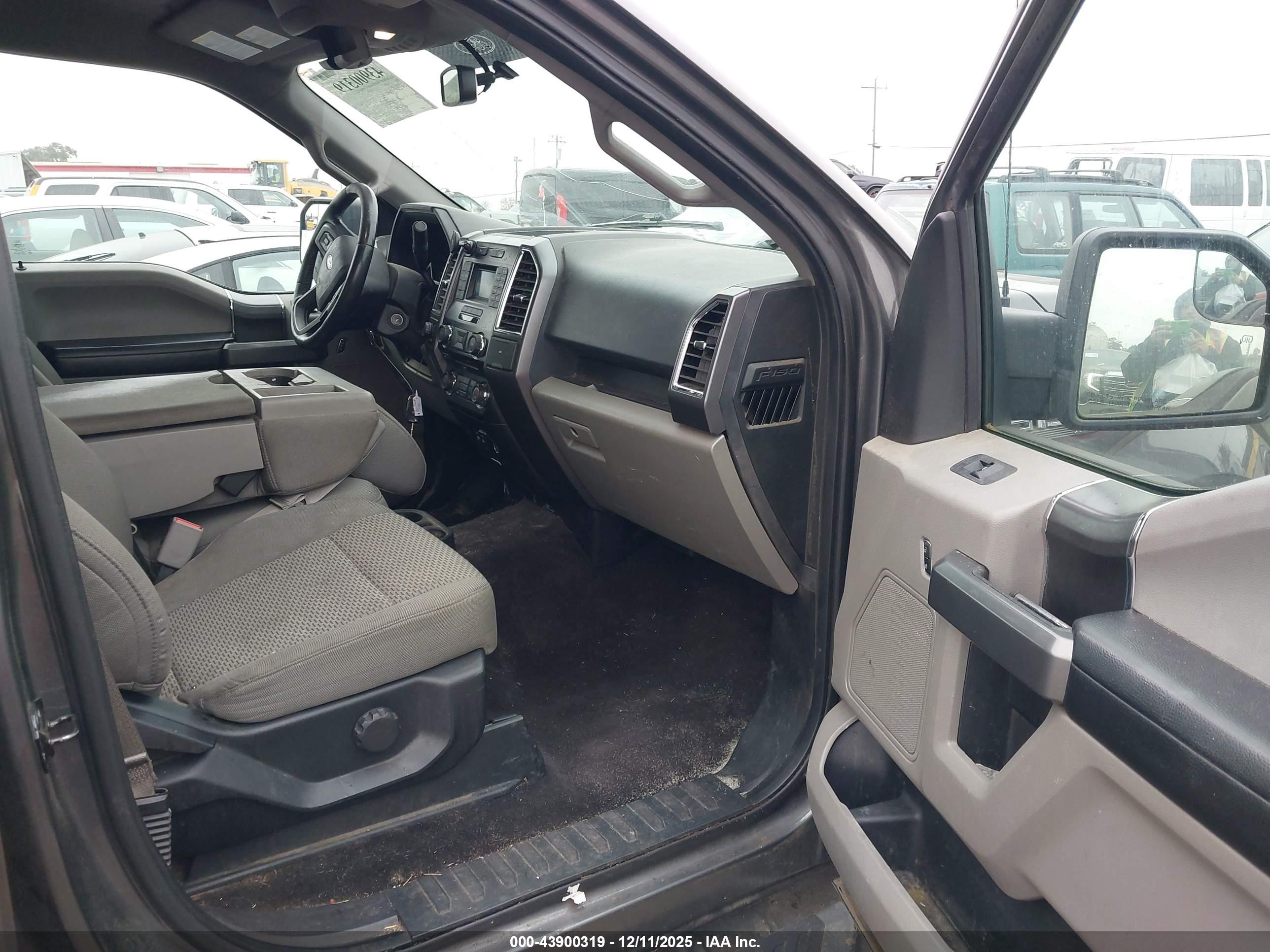 FORD F-150 image 5