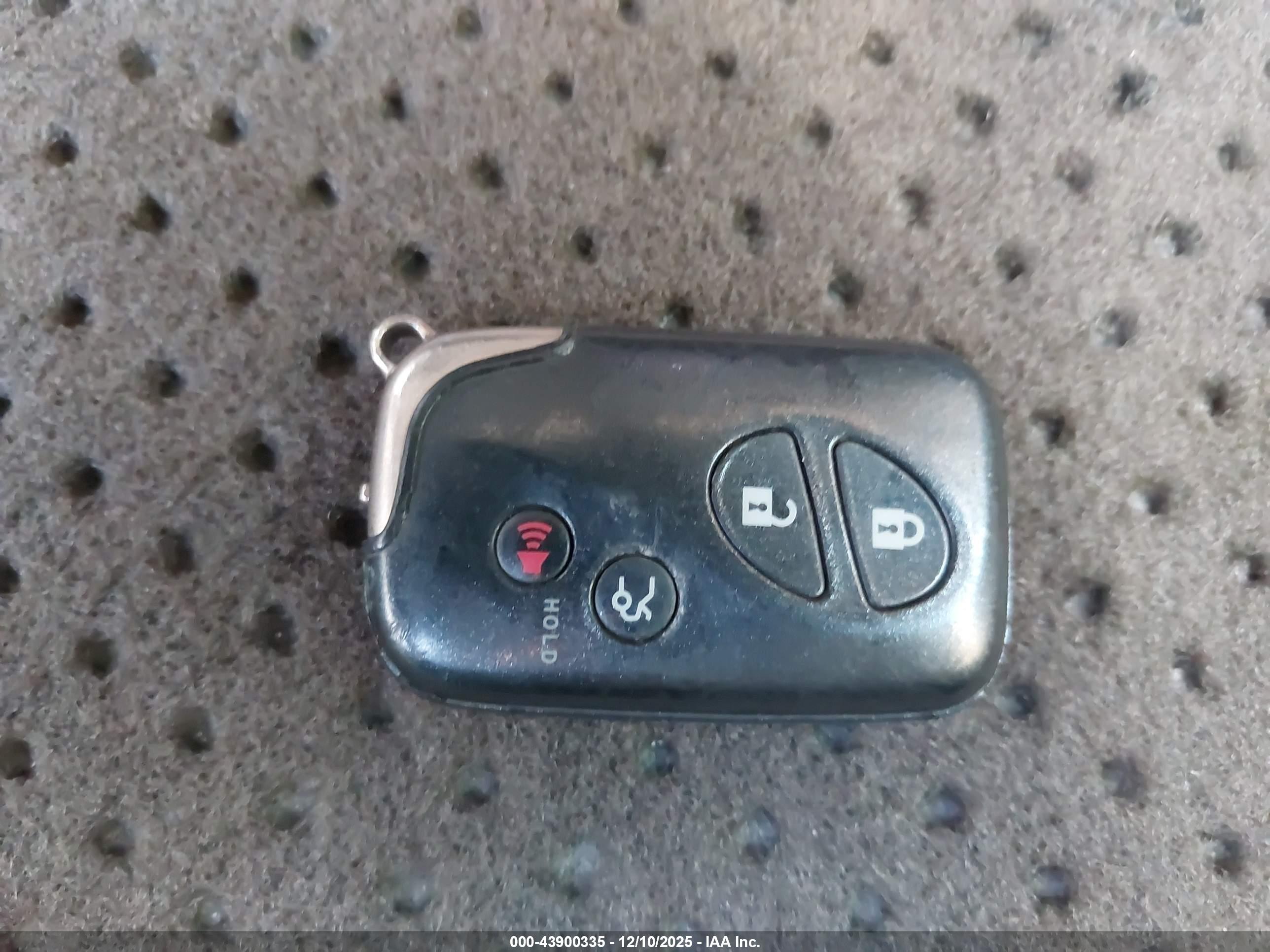 LEXUS IS image 11