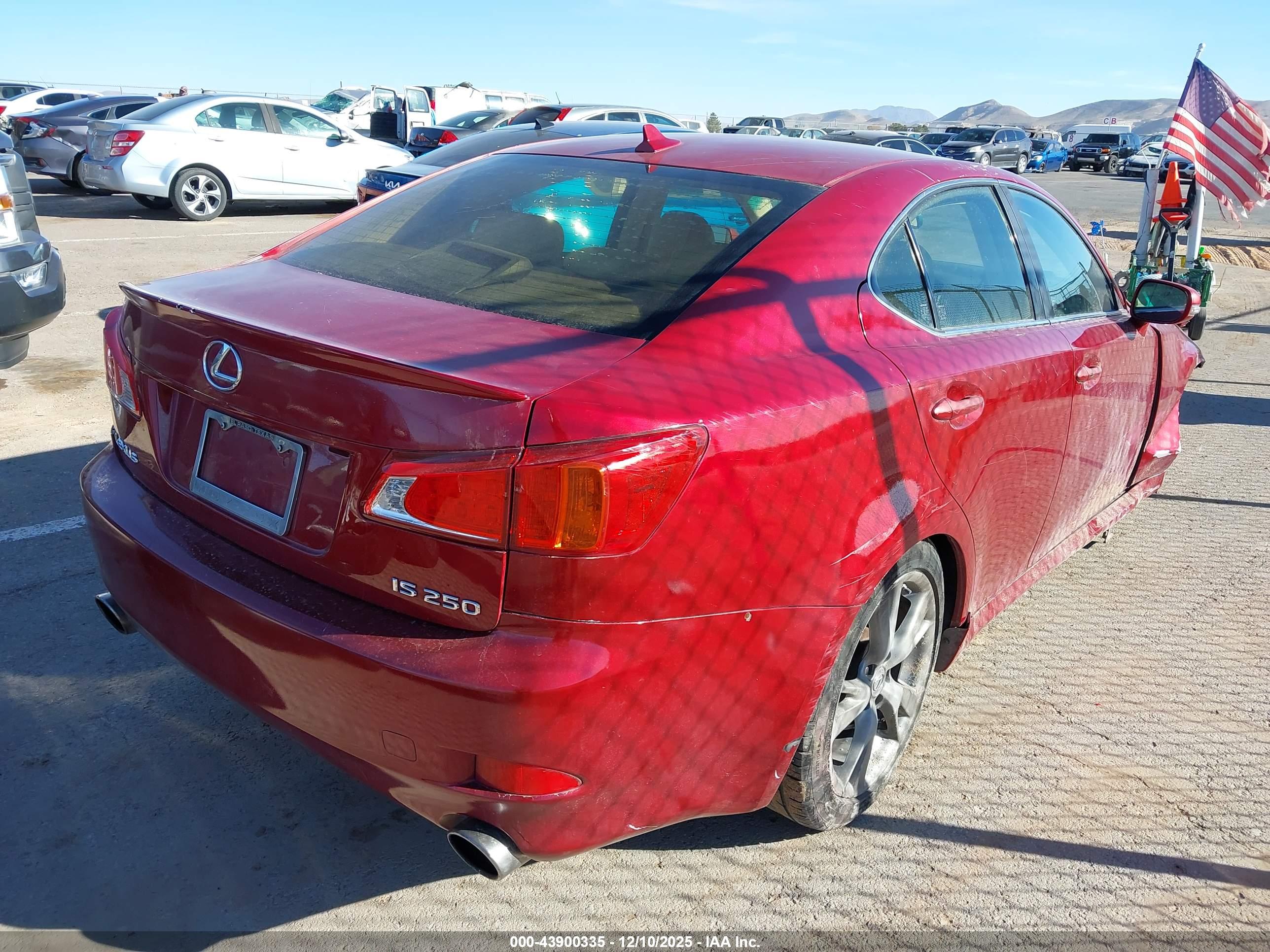 LEXUS IS image 4