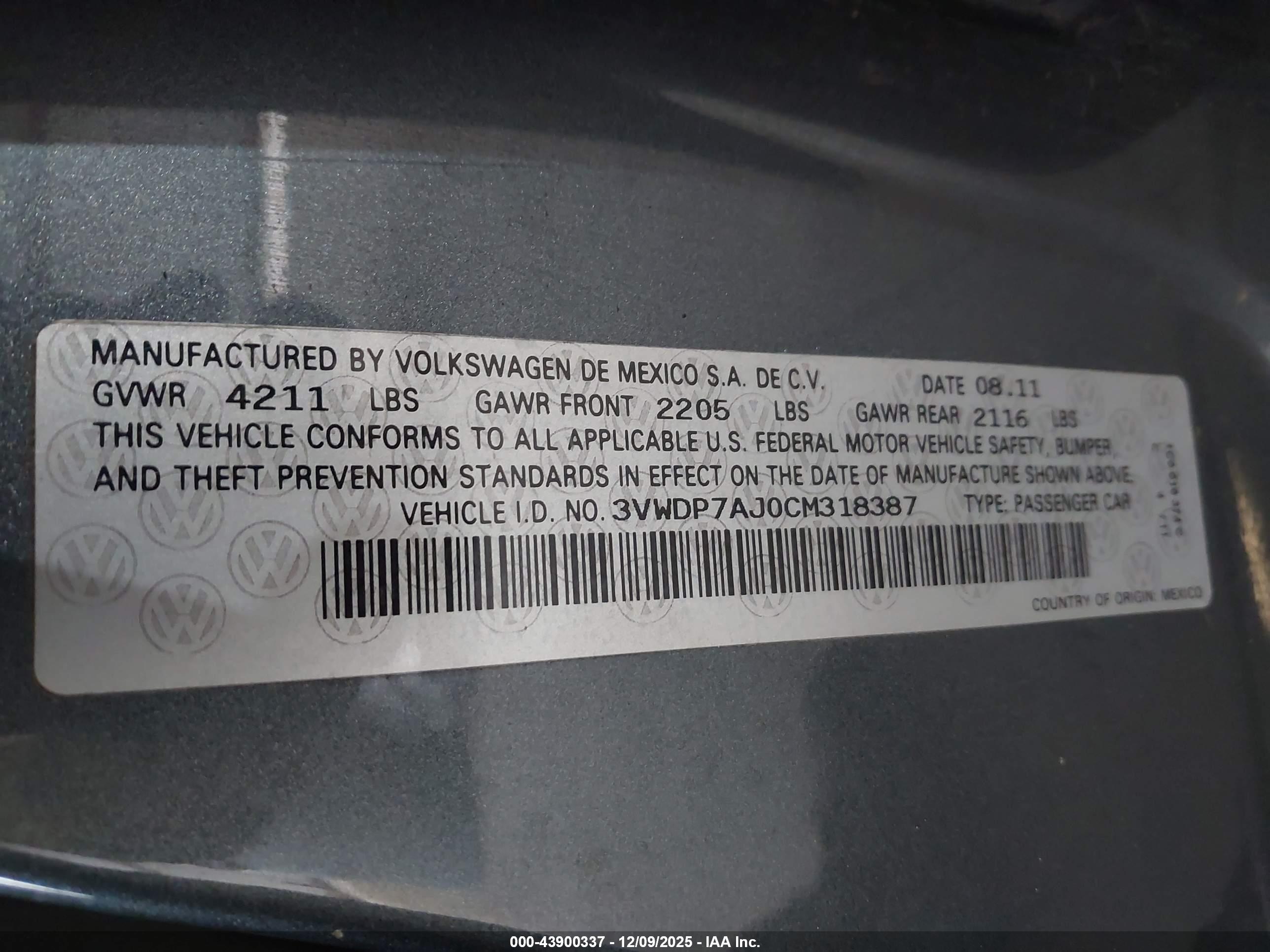 VOLKSWAGEN JETTA image 9