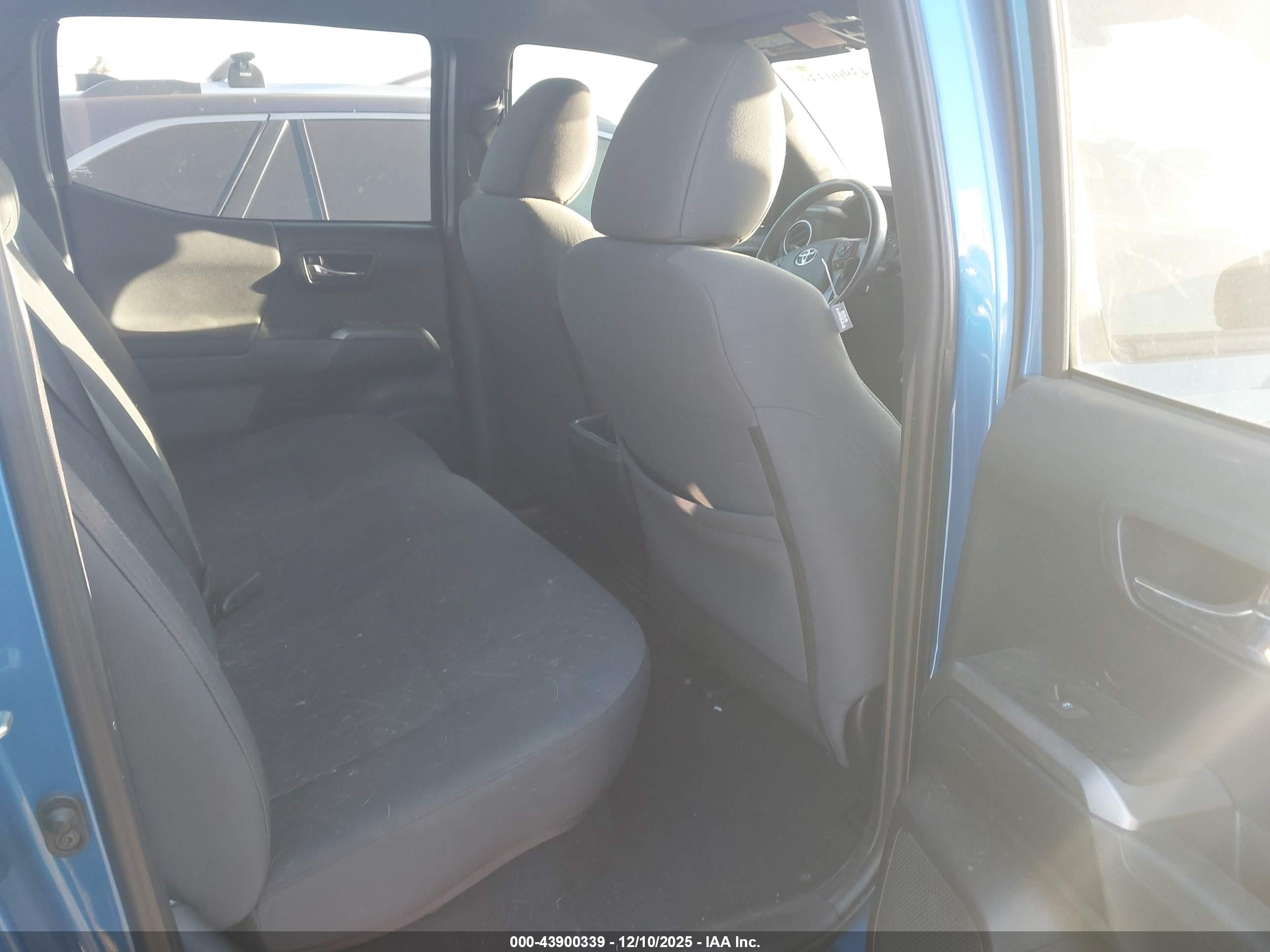 TOYOTA TACOMA image 8