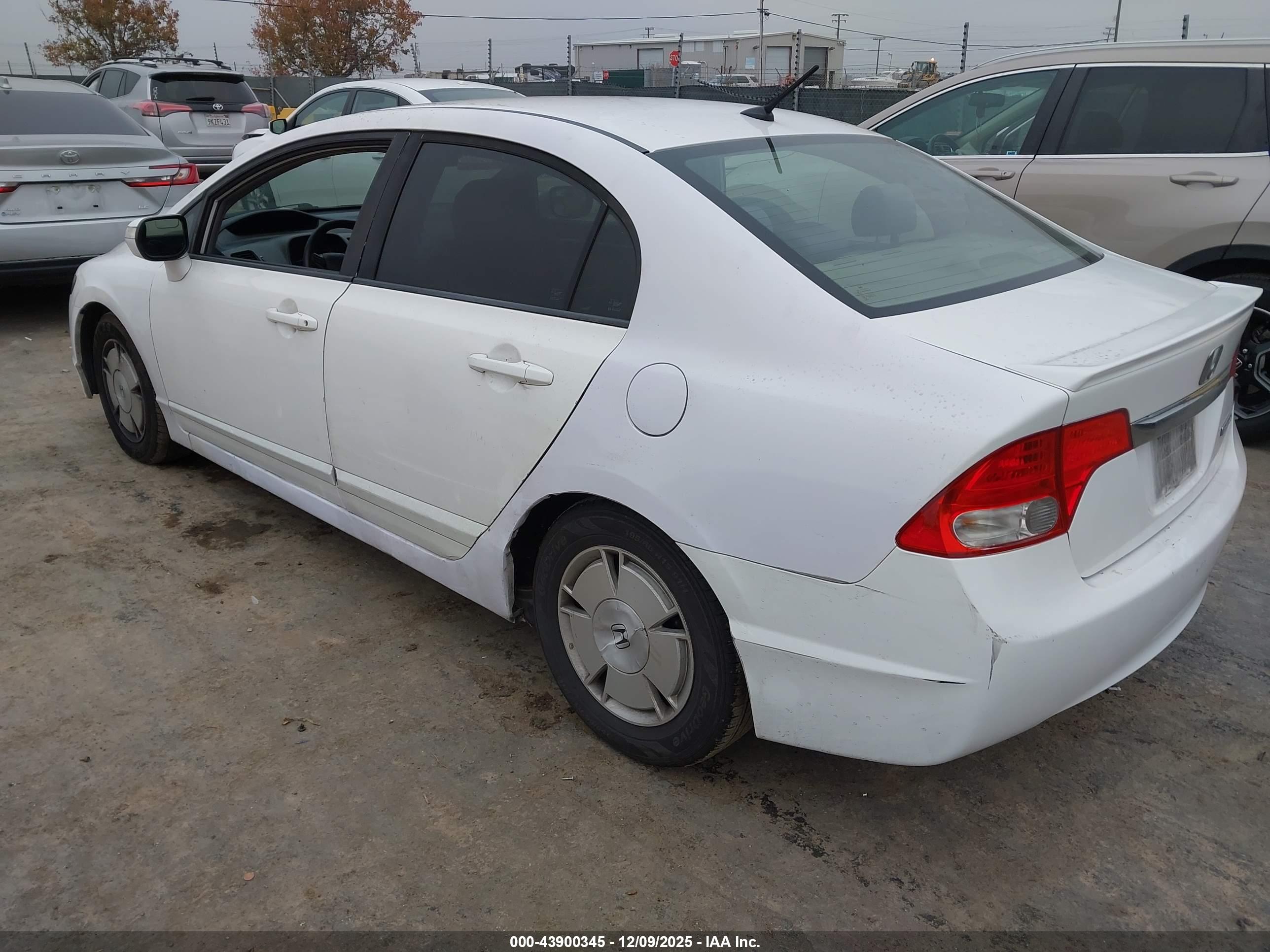 HONDA CIVIC image 3