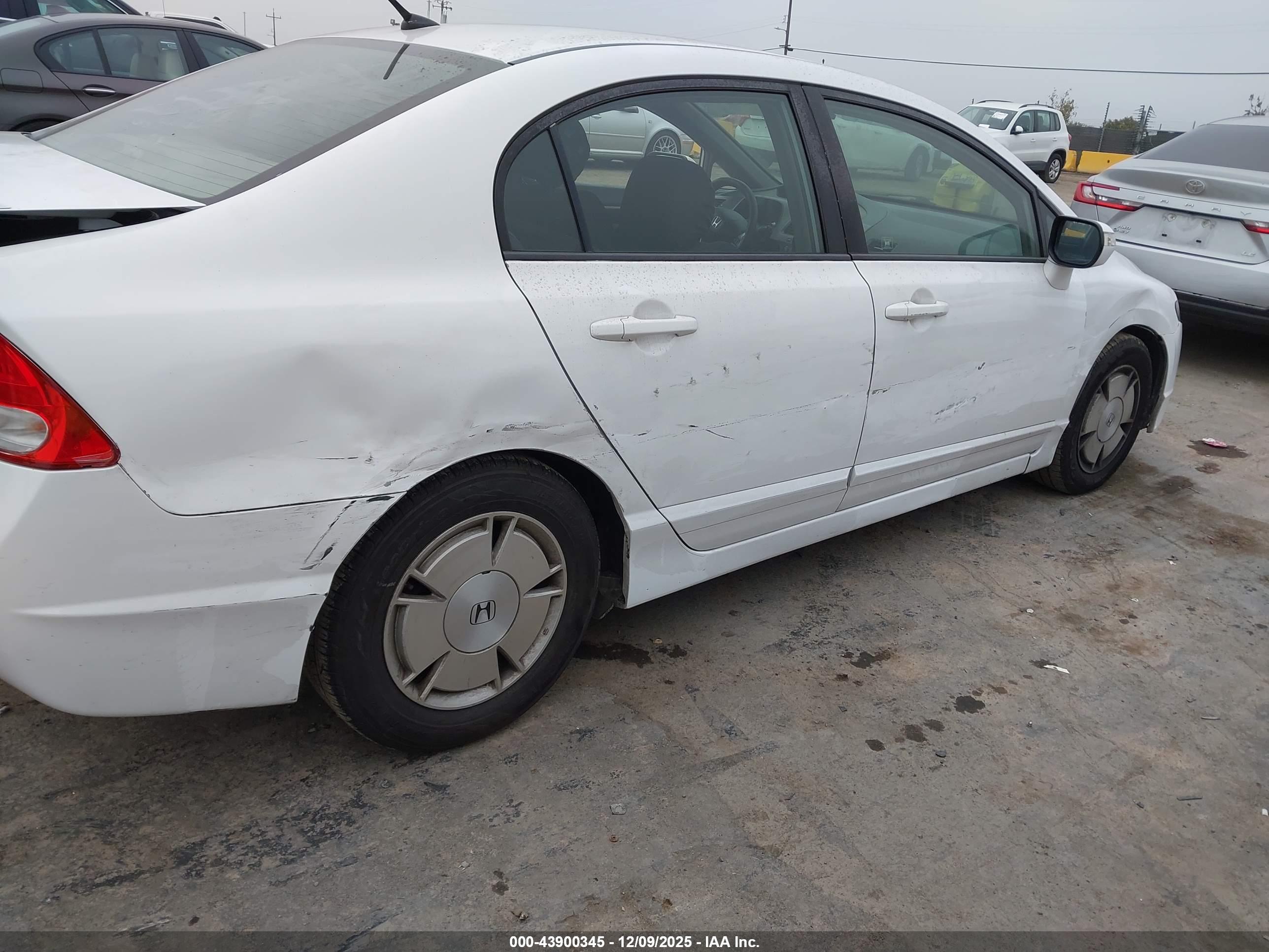 HONDA CIVIC image 6