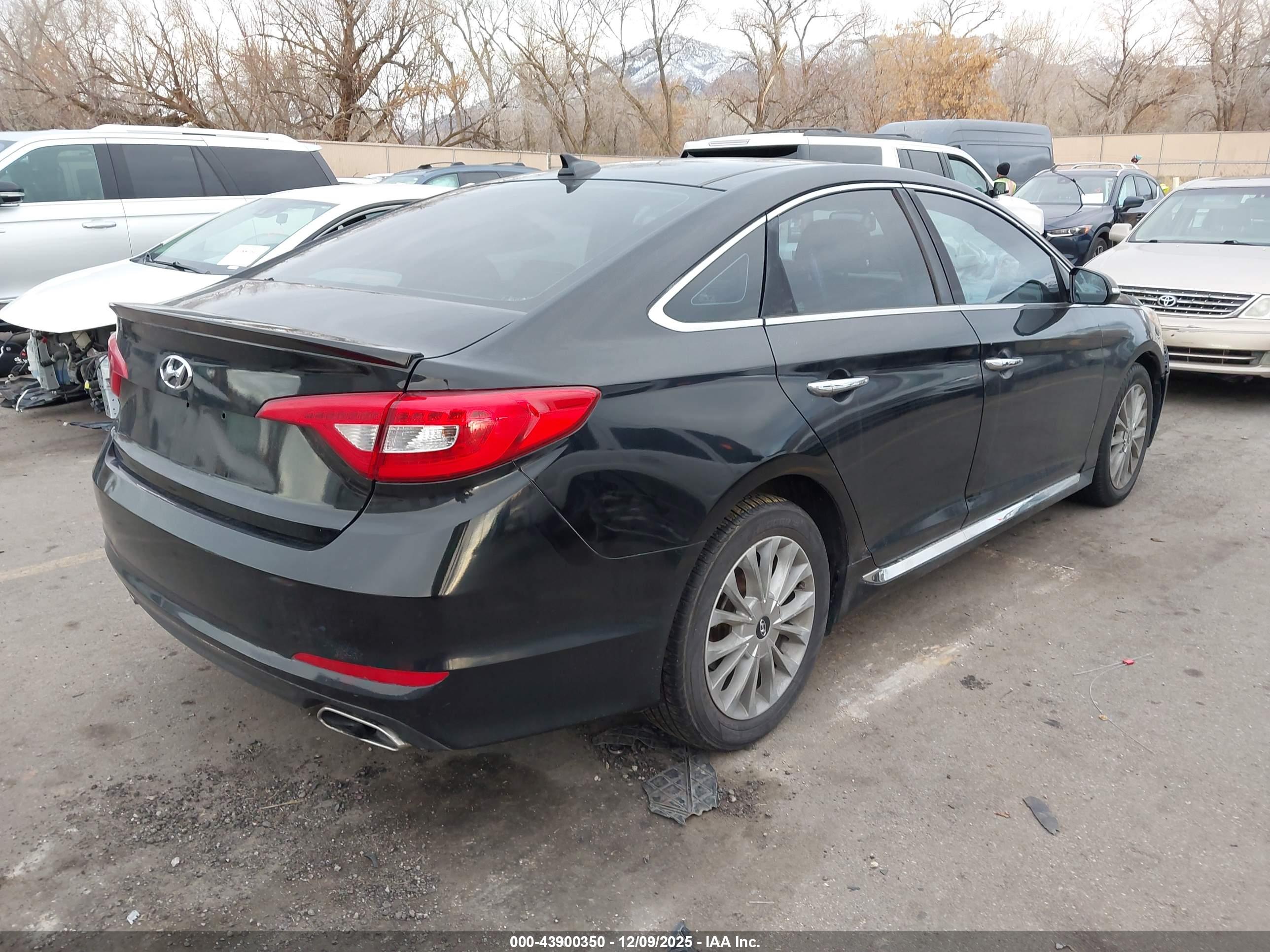 HYUNDAI SONATA image 4