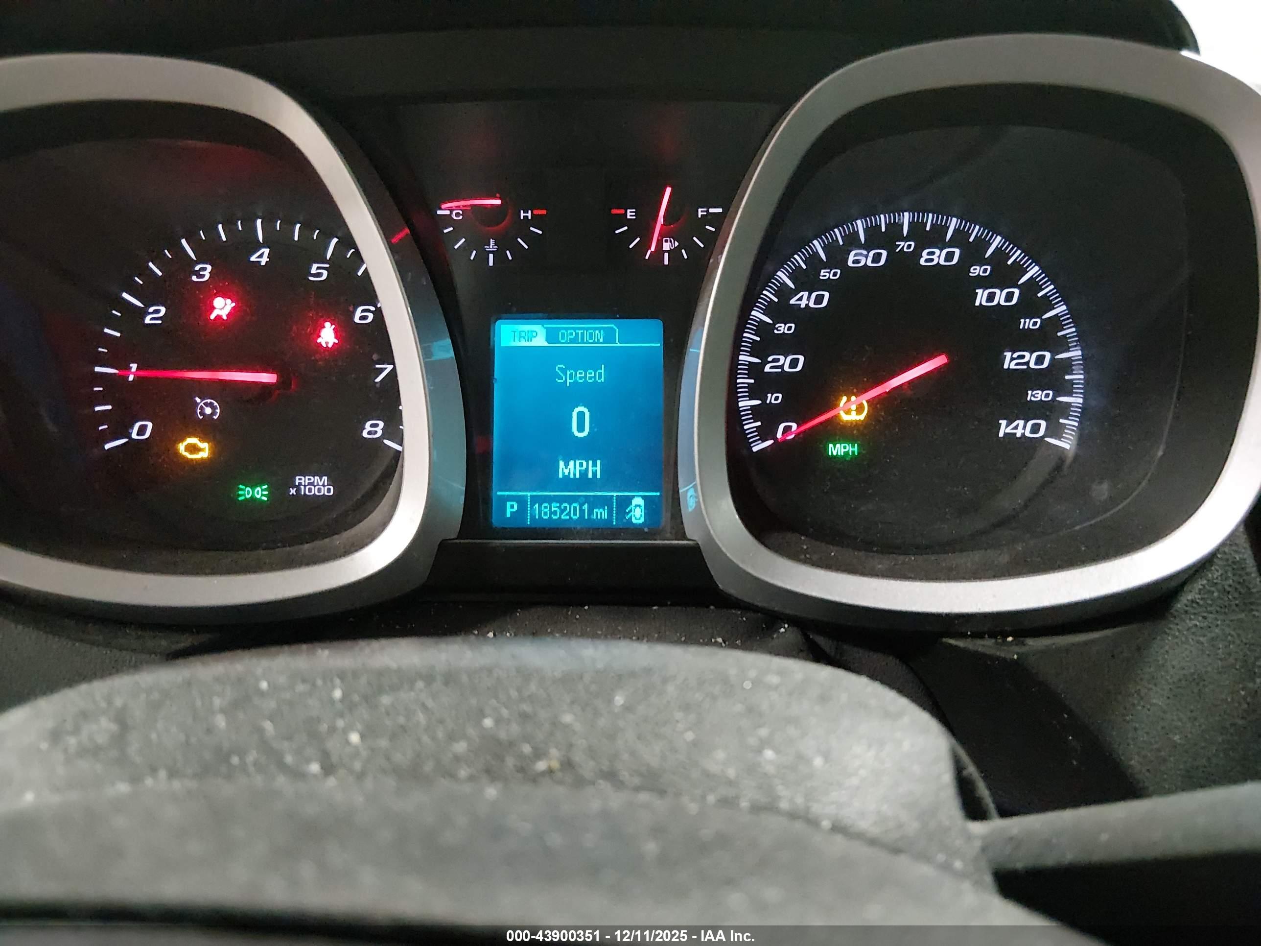 CHEVROLET EQUINOX image 7