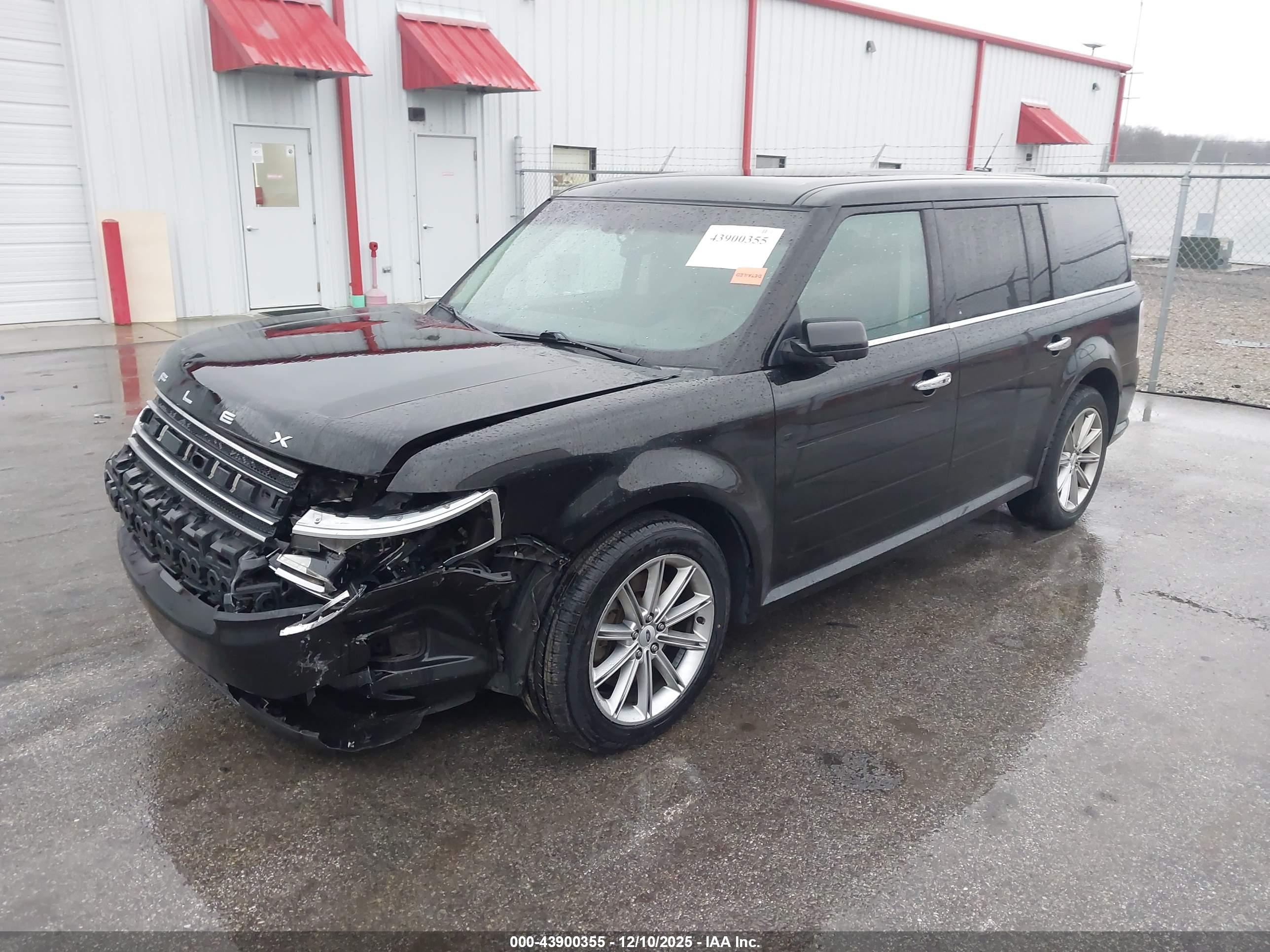FORD FLEX image 2