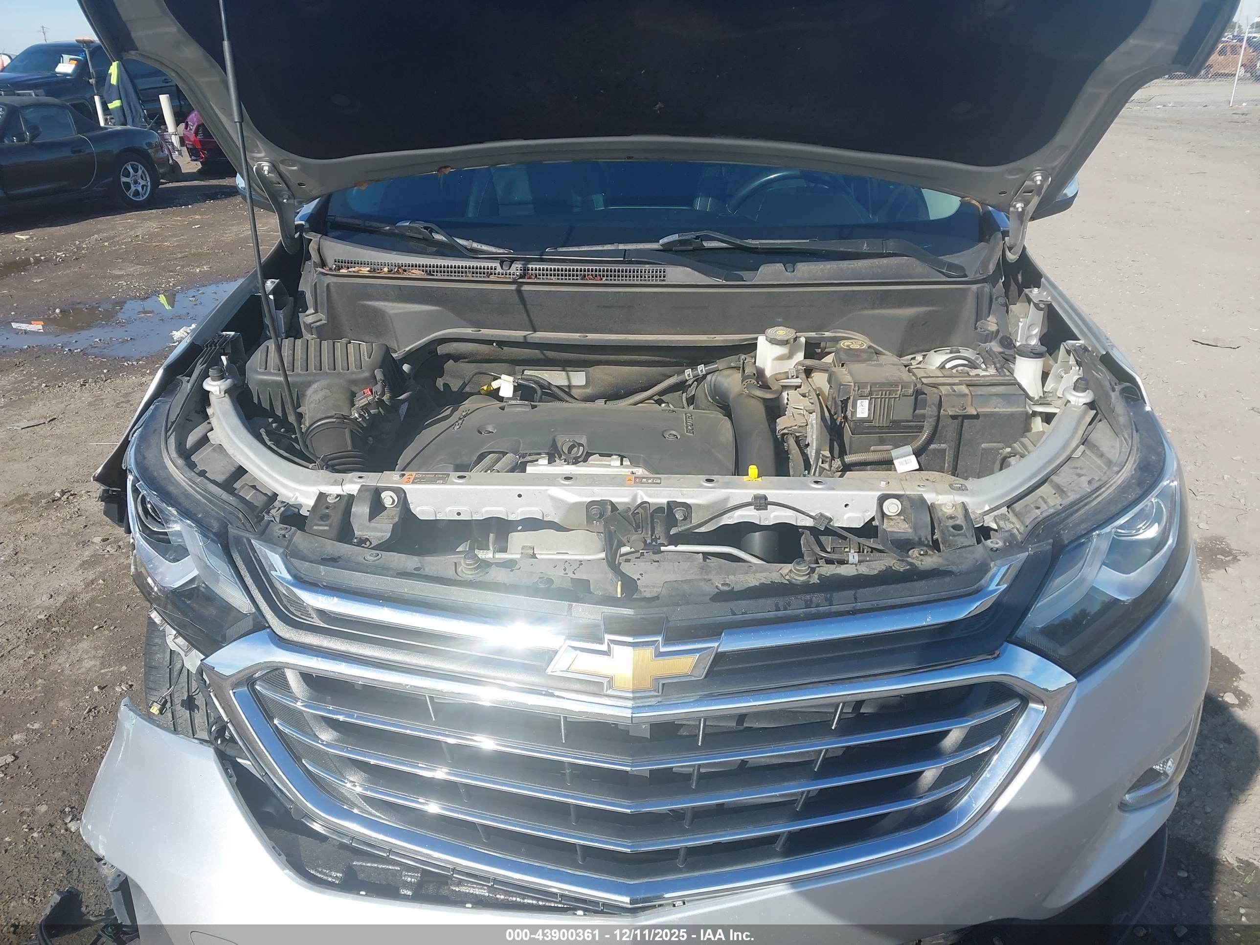 CHEVROLET EQUINOX image 10
