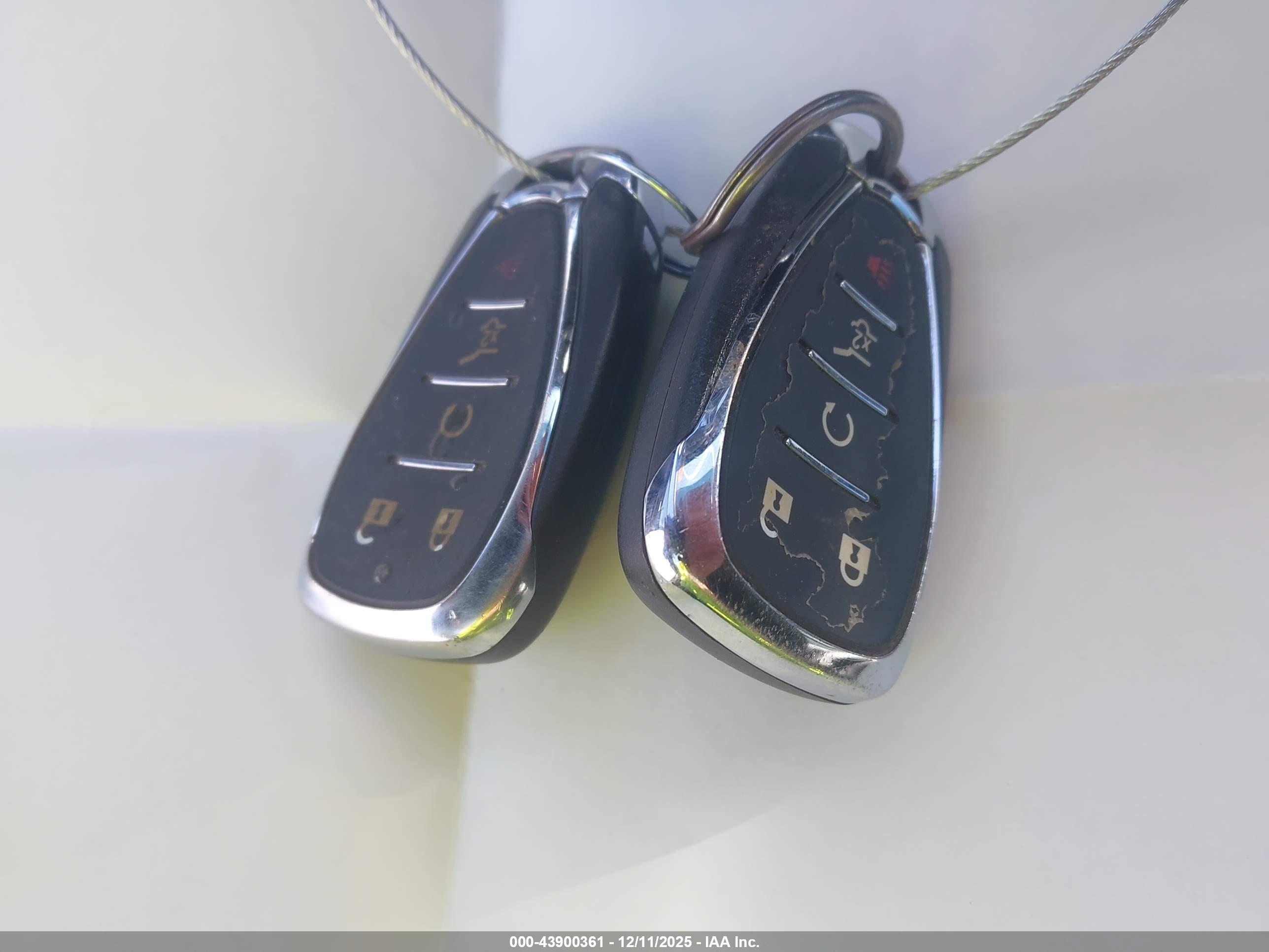 CHEVROLET EQUINOX image 11