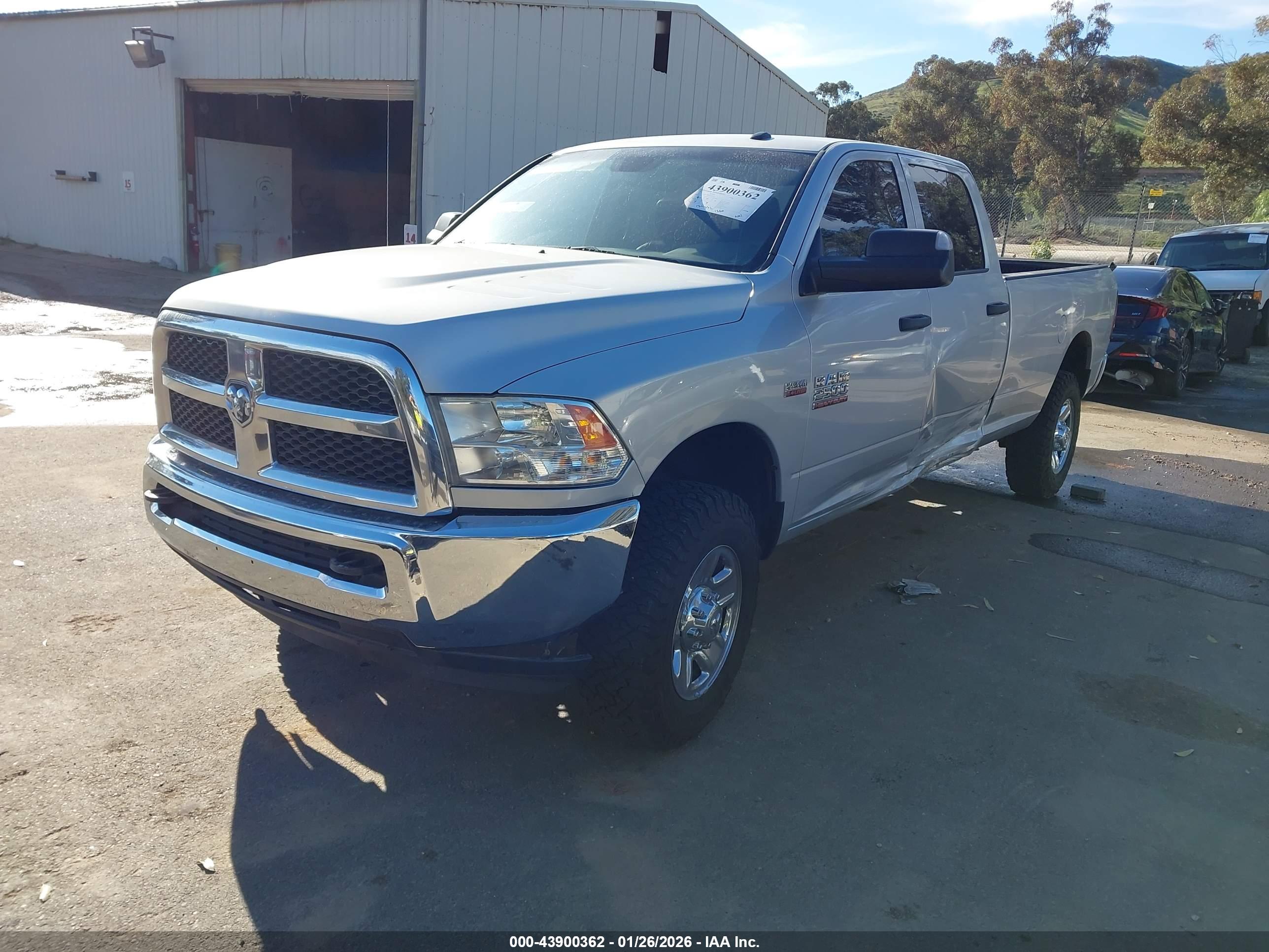 RAM 2500 image 2