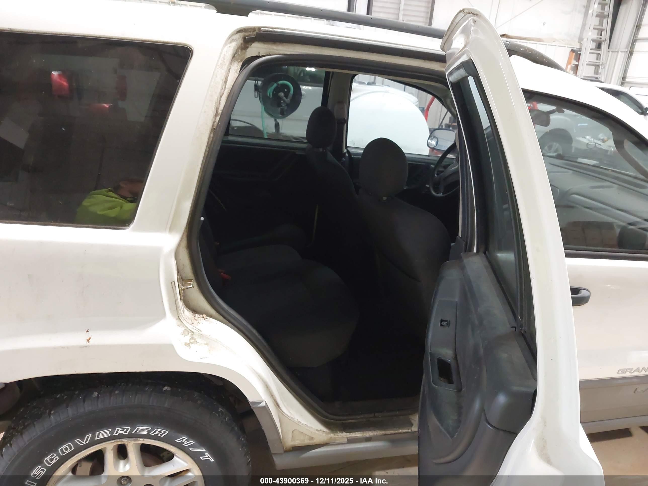 JEEP GRAND image 8
