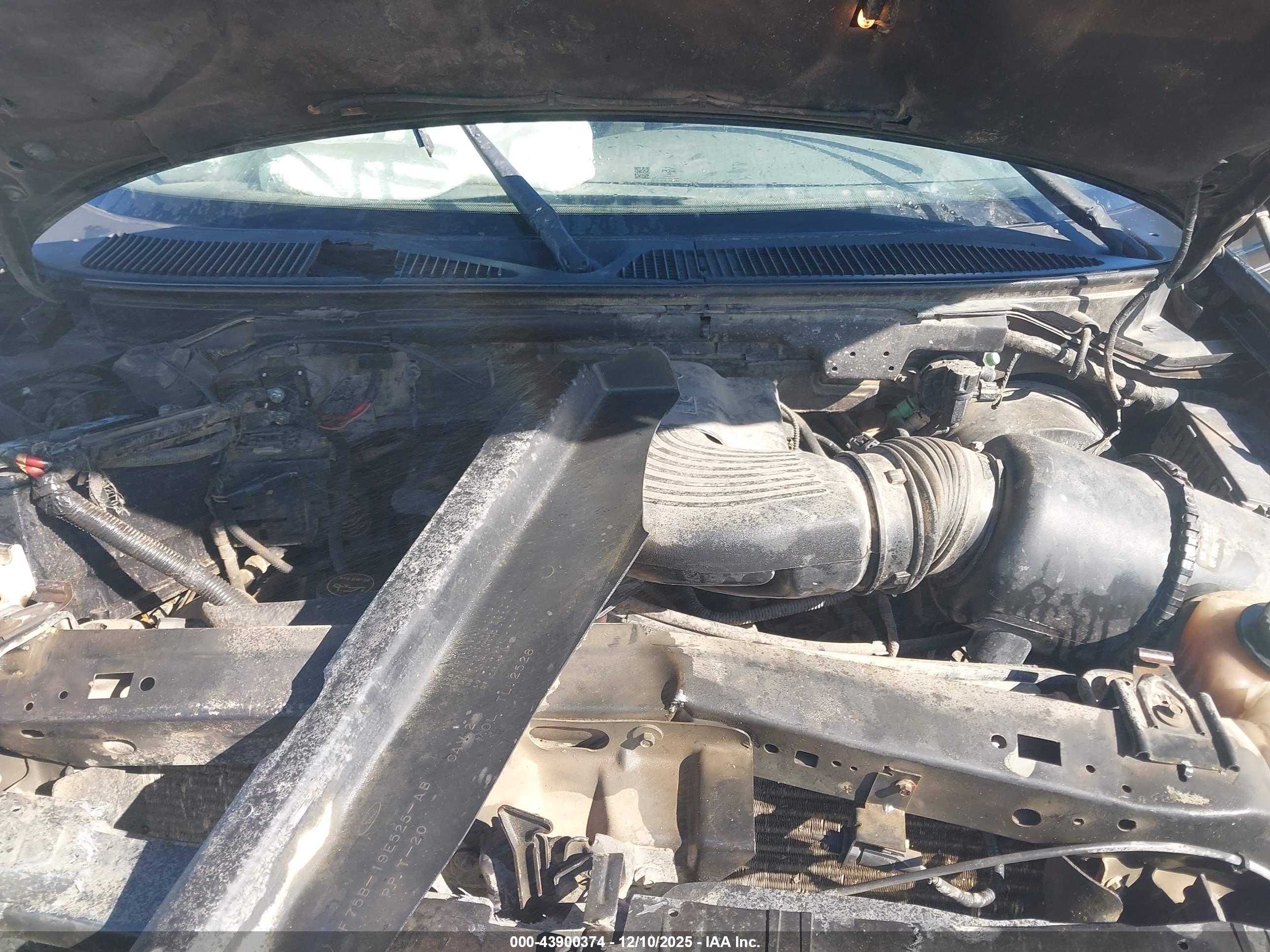 FORD F-150 image 10
