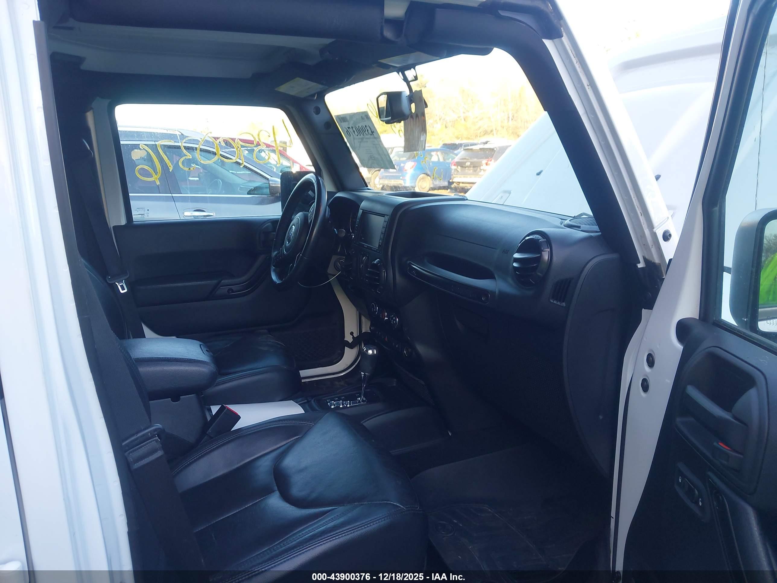 JEEP WRANGLER image 5