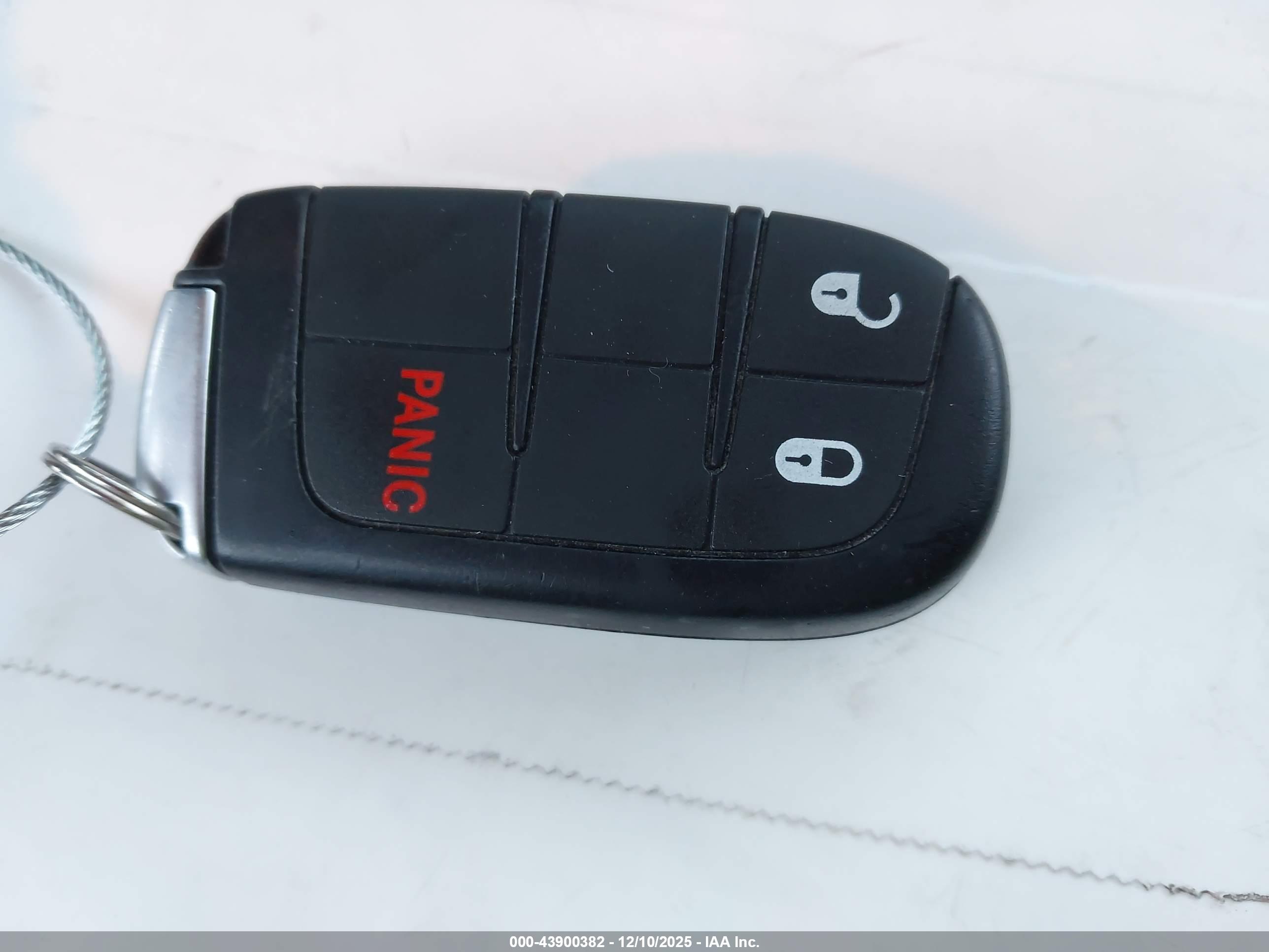 JEEP GRAND image 11