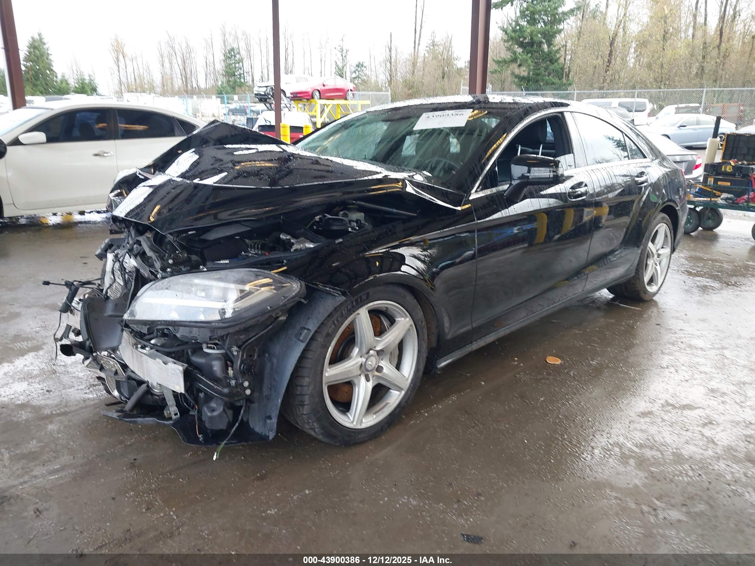 MERCEDES-BENZ CLS image 2