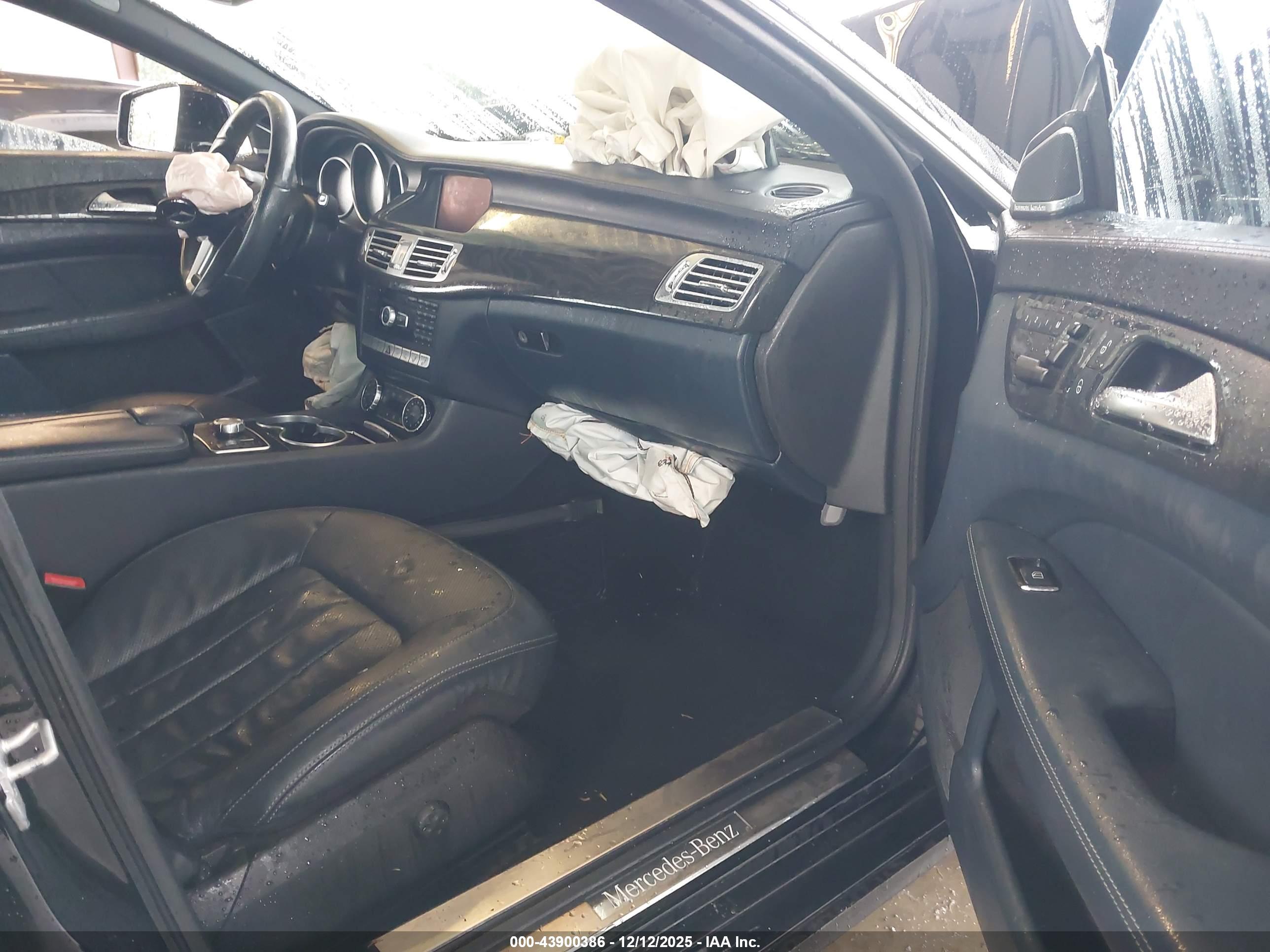 MERCEDES-BENZ CLS image 5
