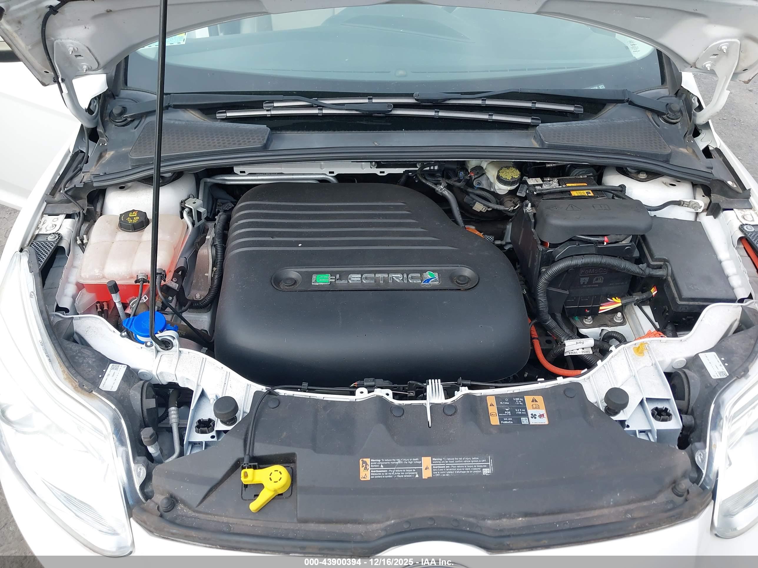 FORD FOCUS image 10