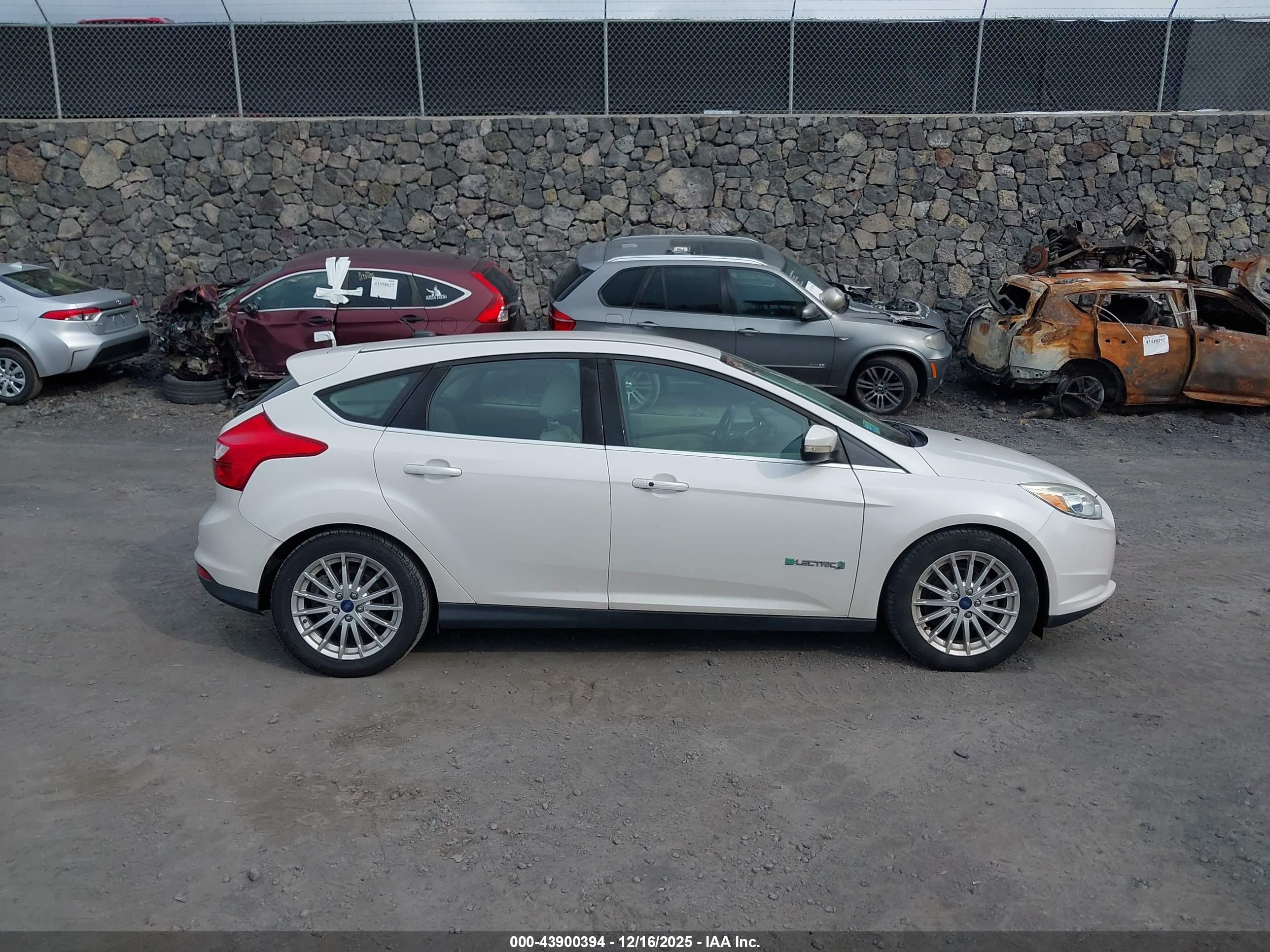 FORD FOCUS image 6