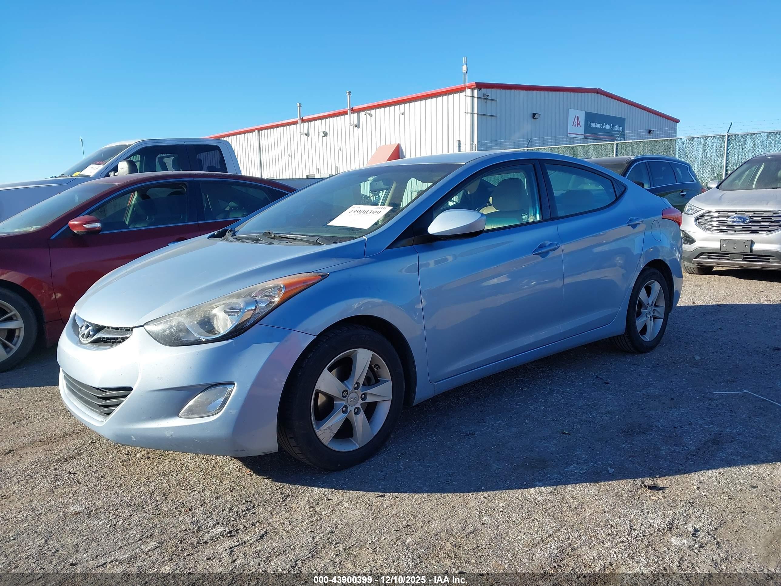 HYUNDAI ELANTRA image 2