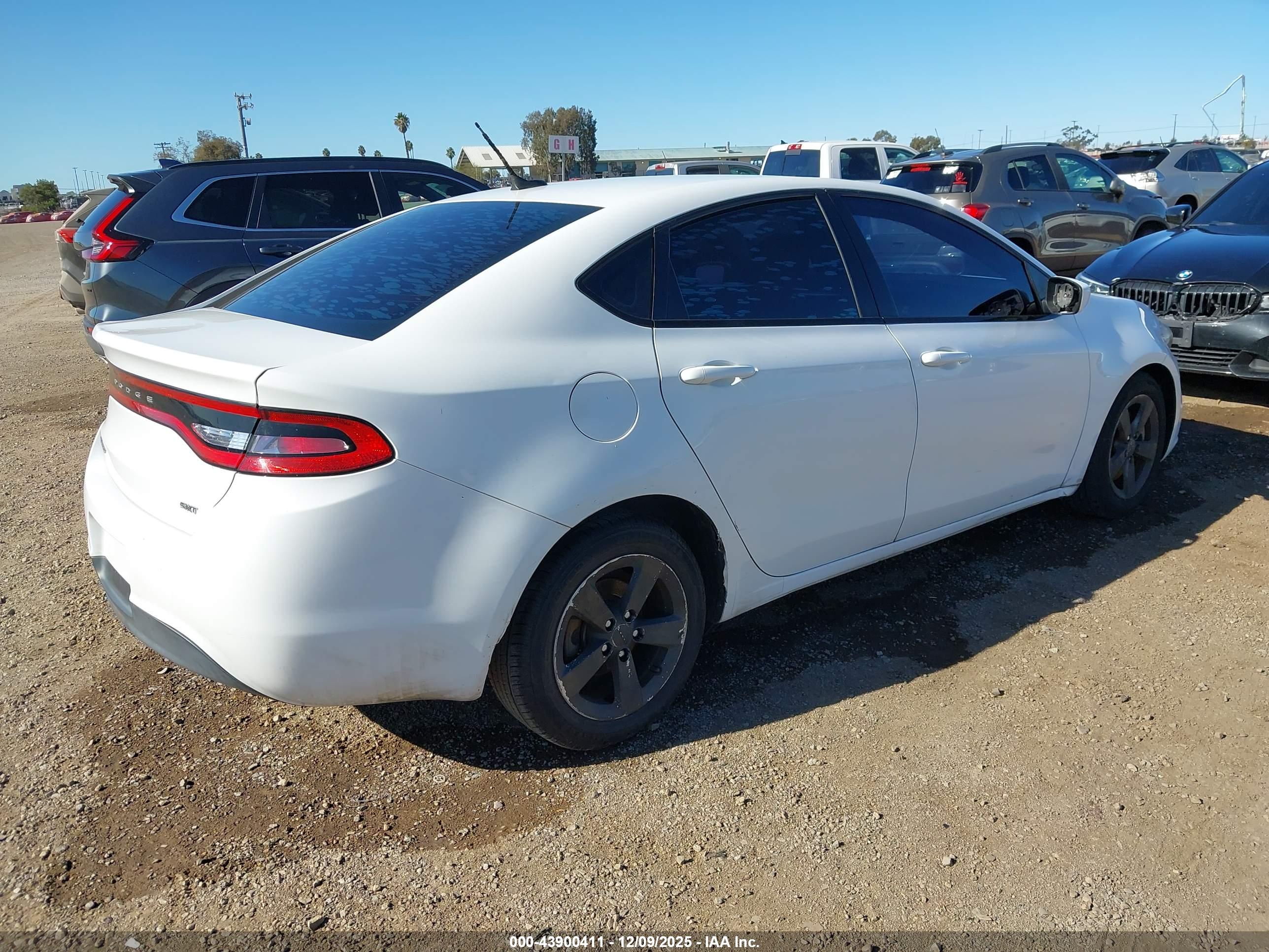 DODGE DART image 4