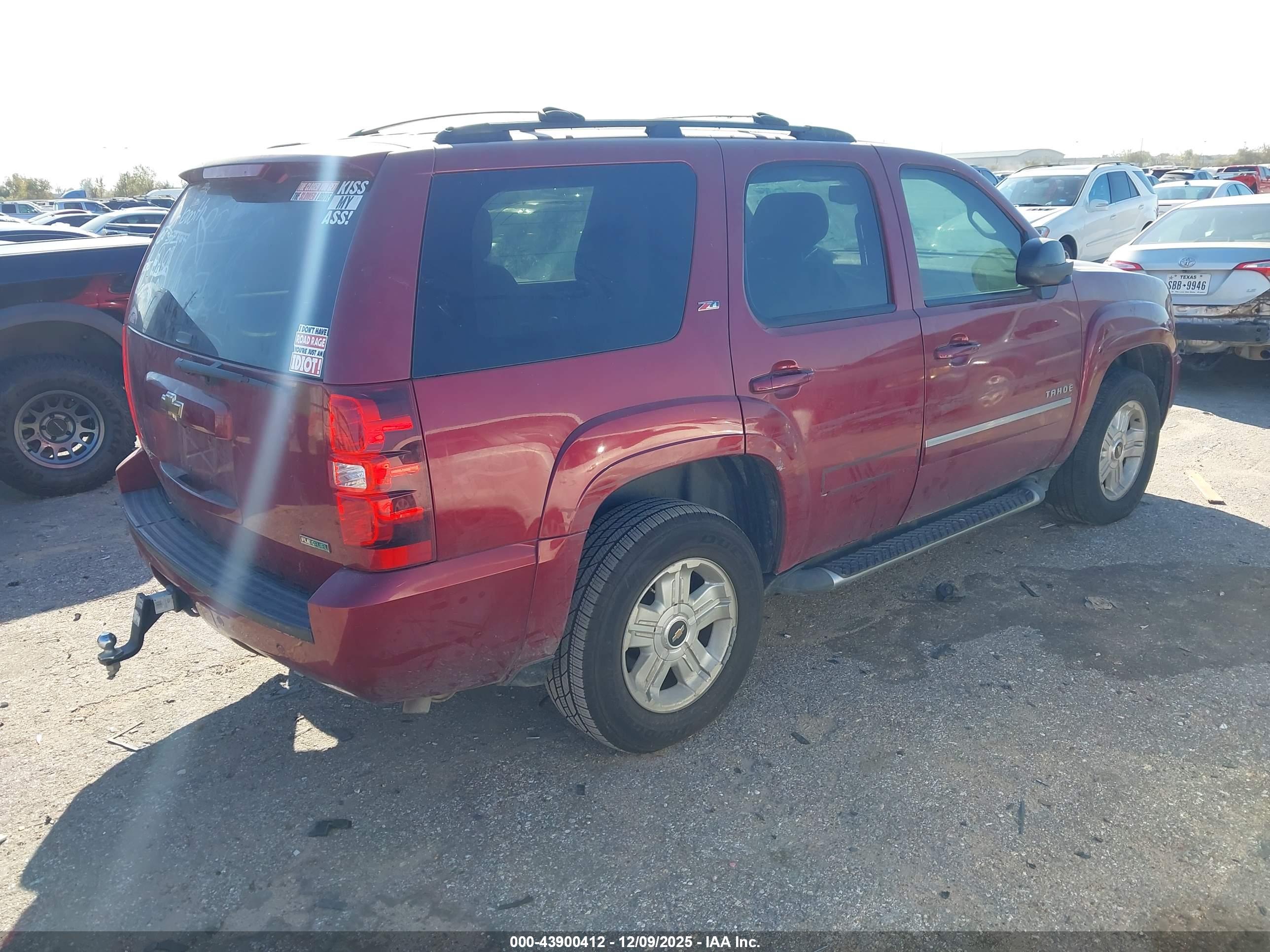 CHEVROLET TAHOE image 4