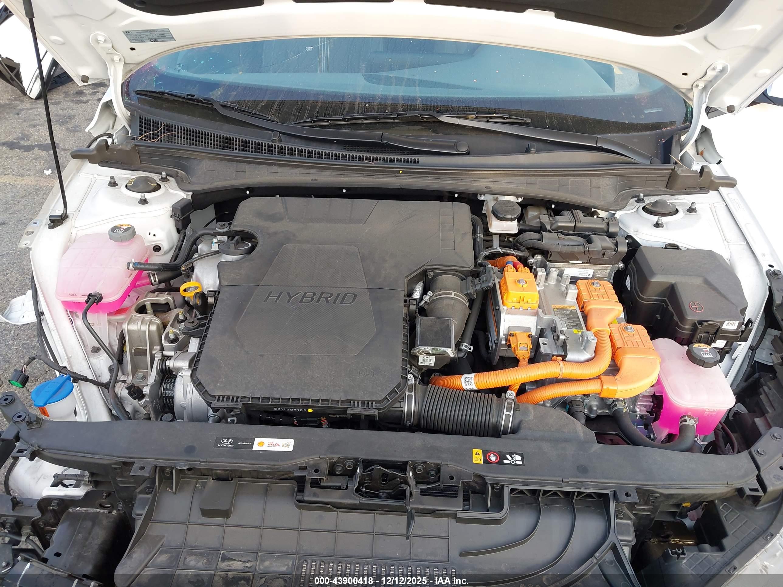 HYUNDAI ELANTRA image 10