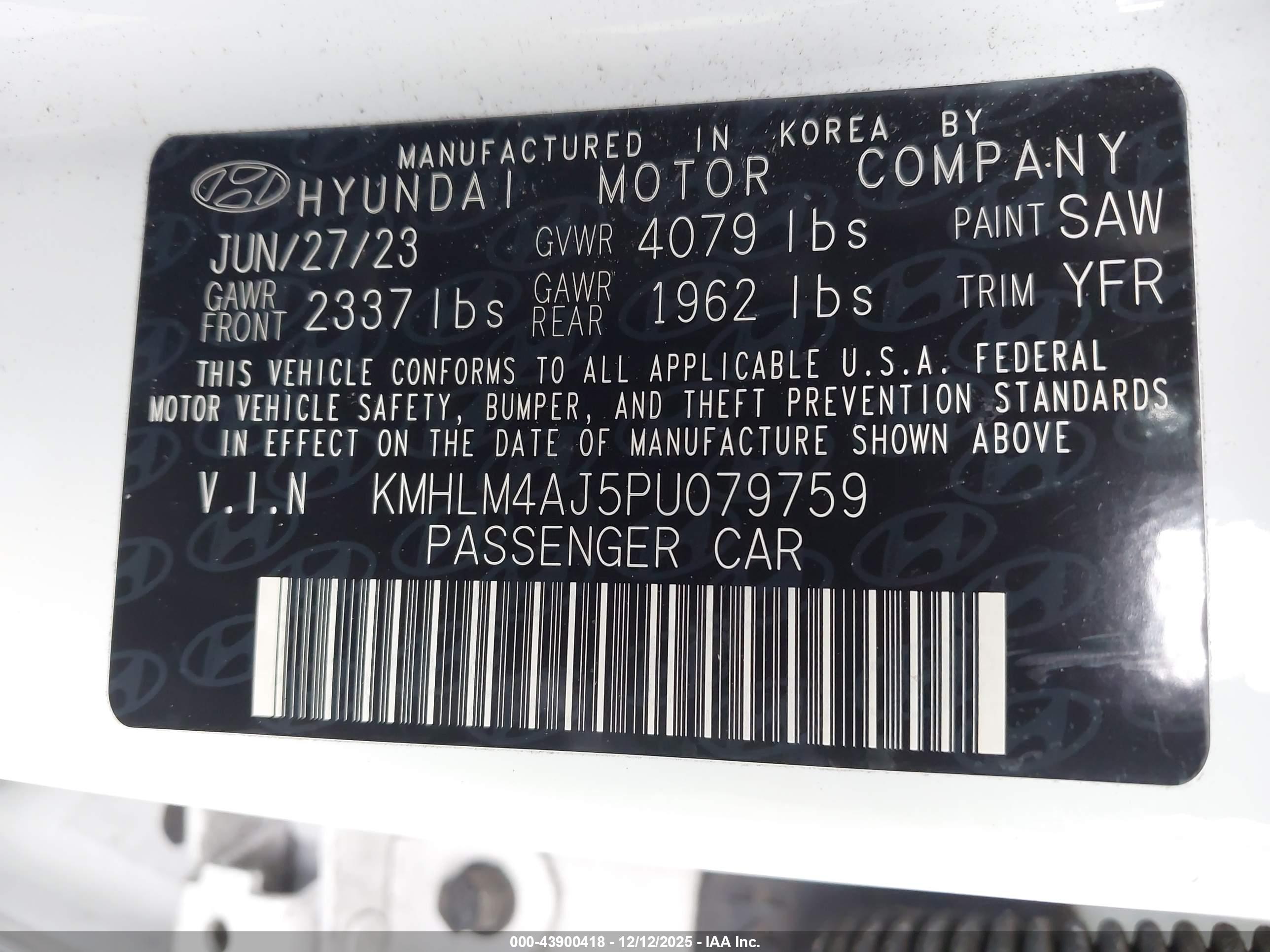 HYUNDAI ELANTRA image 9
