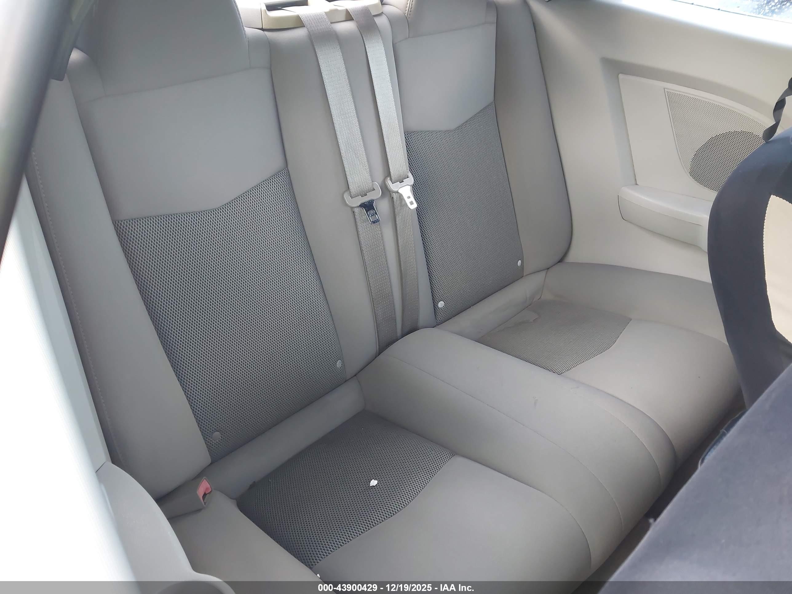 CHRYSLER SEBRING image 8