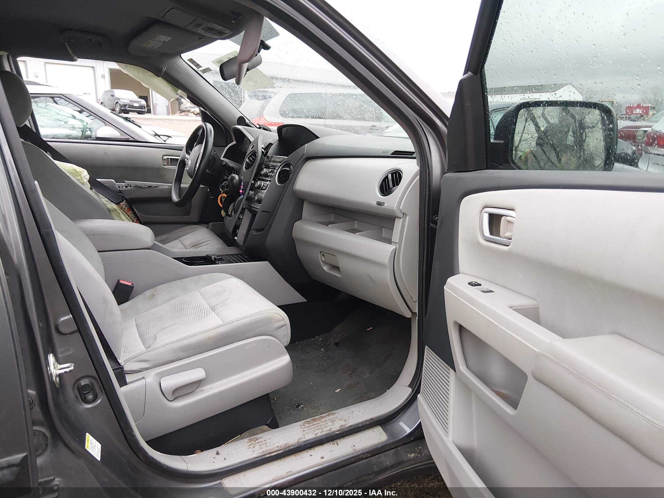 HONDA PILOT image 5