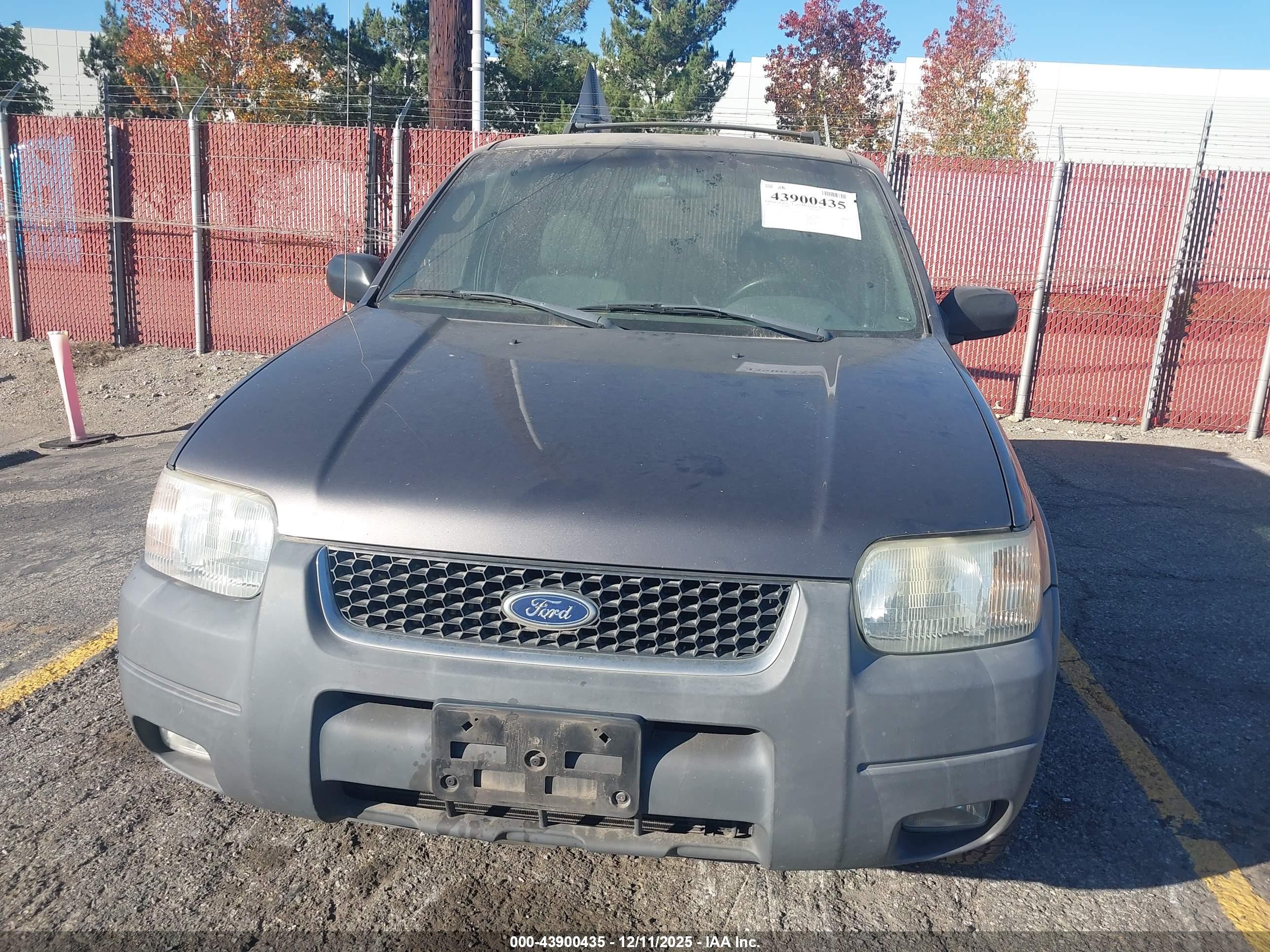 FORD ESCAPE image 6
