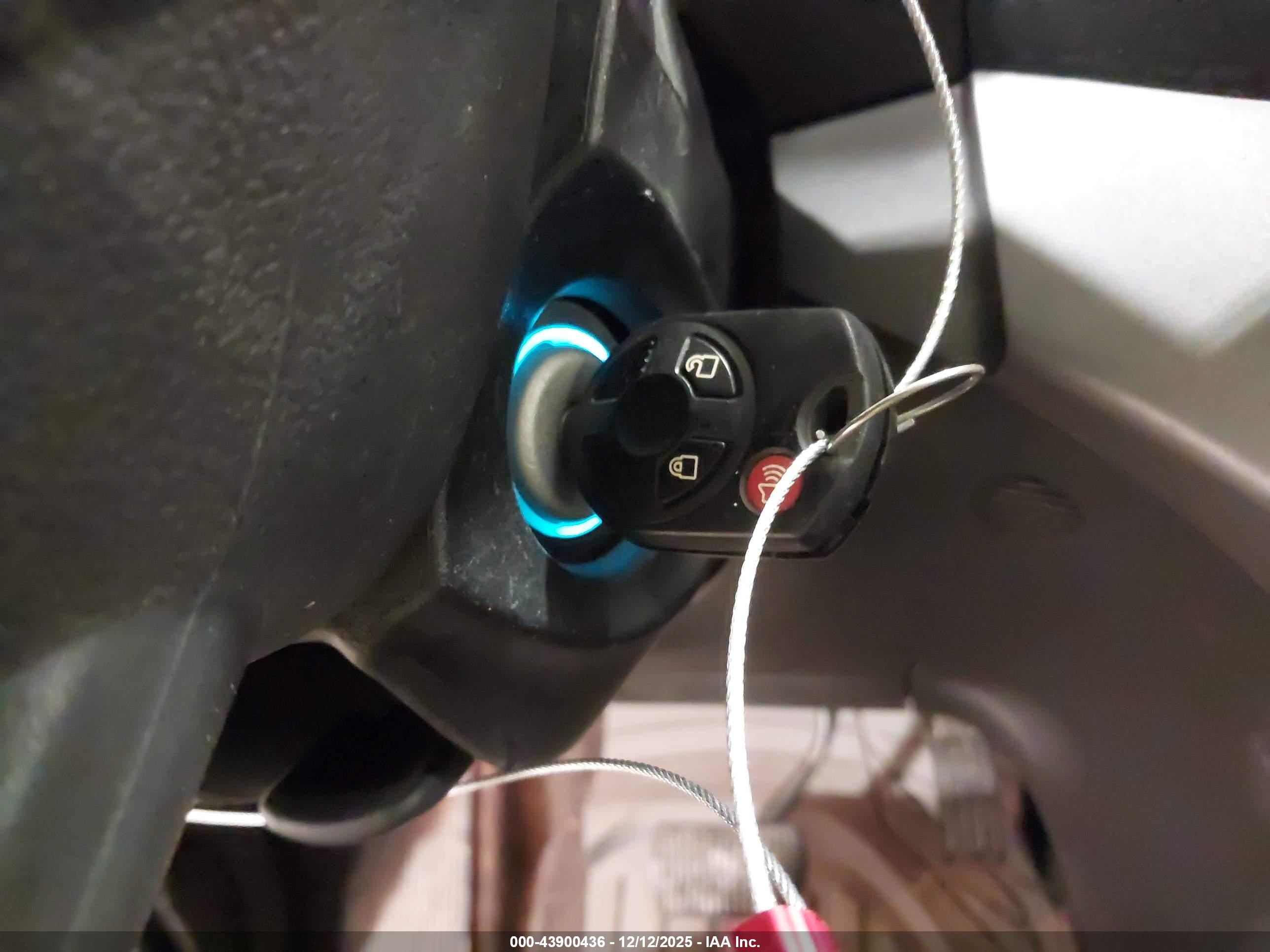FORD ESCAPE image 11