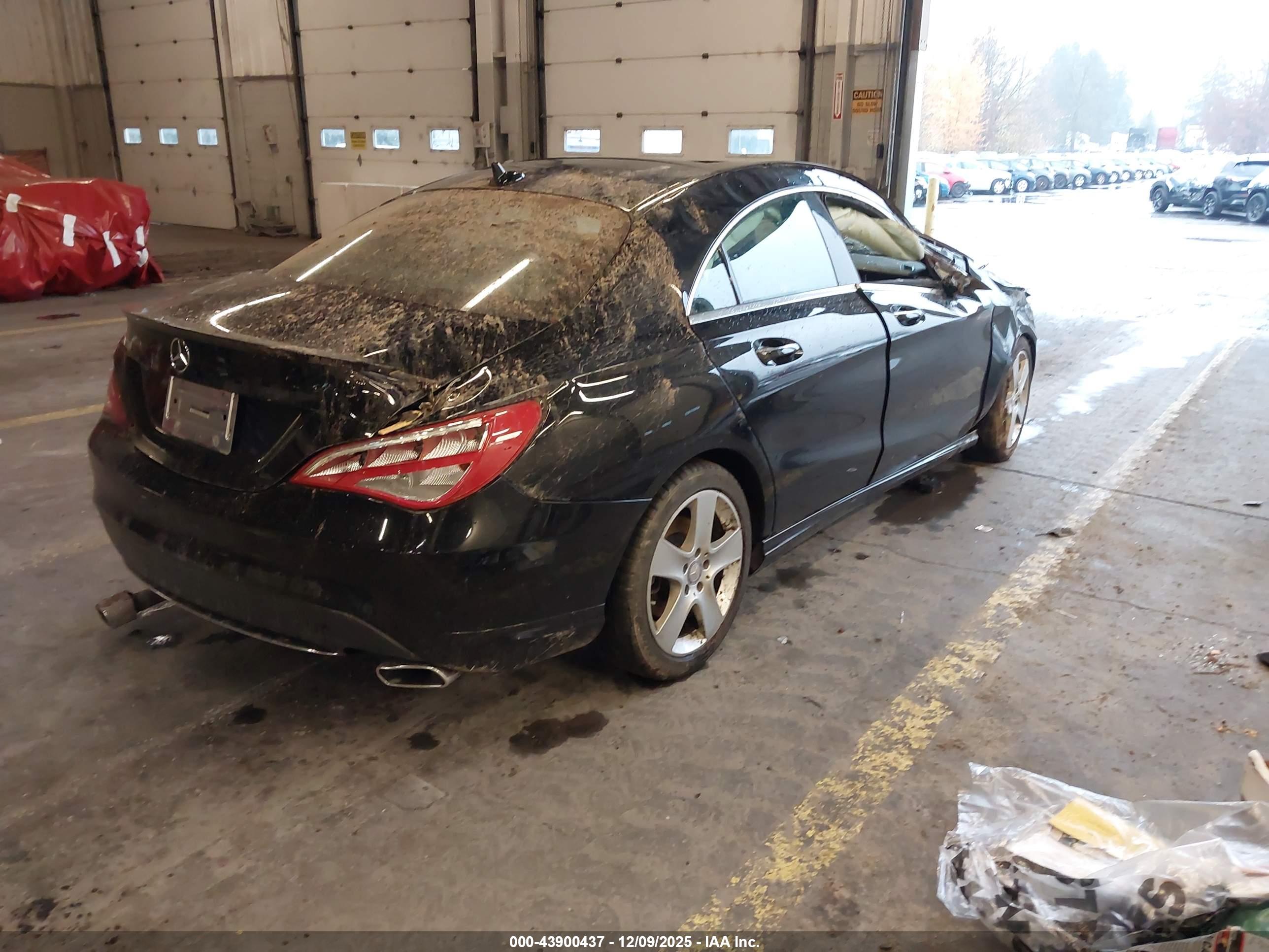 MERCEDES-BENZ CLA image 4