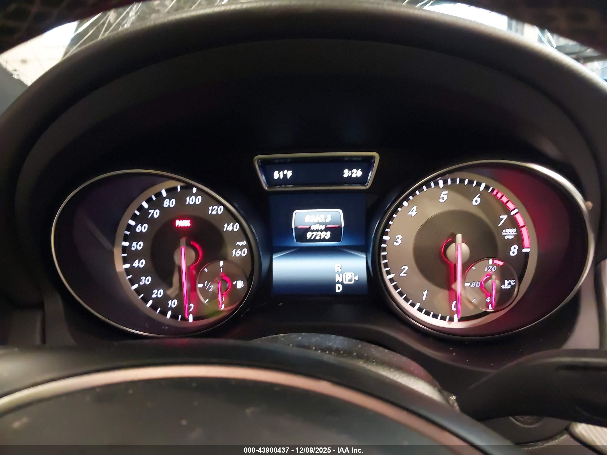 MERCEDES-BENZ CLA image 7