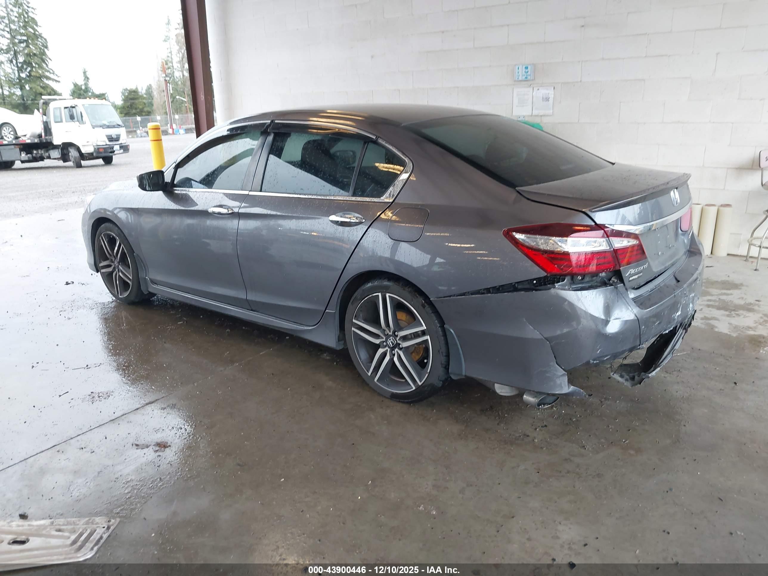 HONDA ACCORD image 3