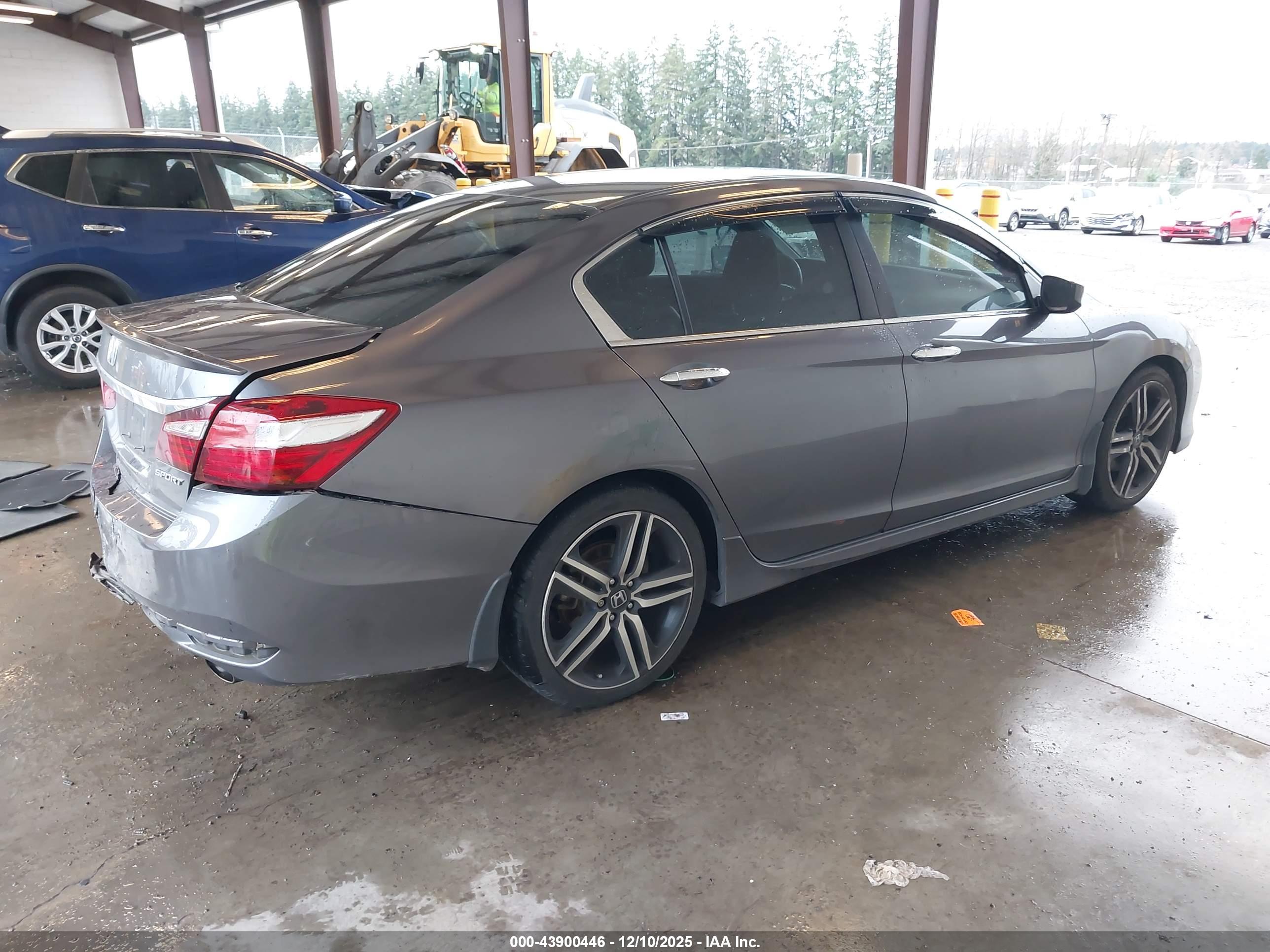 HONDA ACCORD image 4
