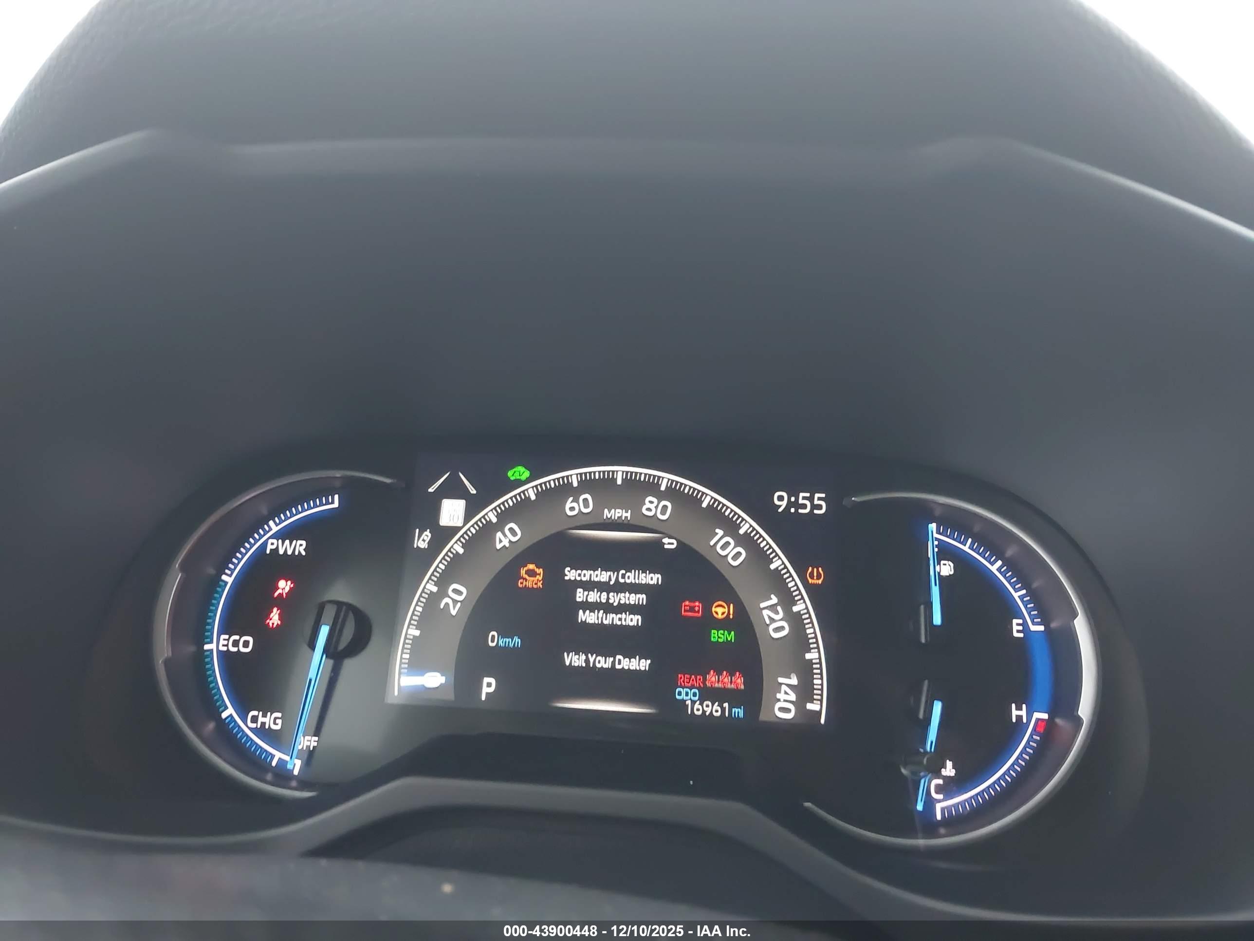 TOYOTA RAV4 image 7