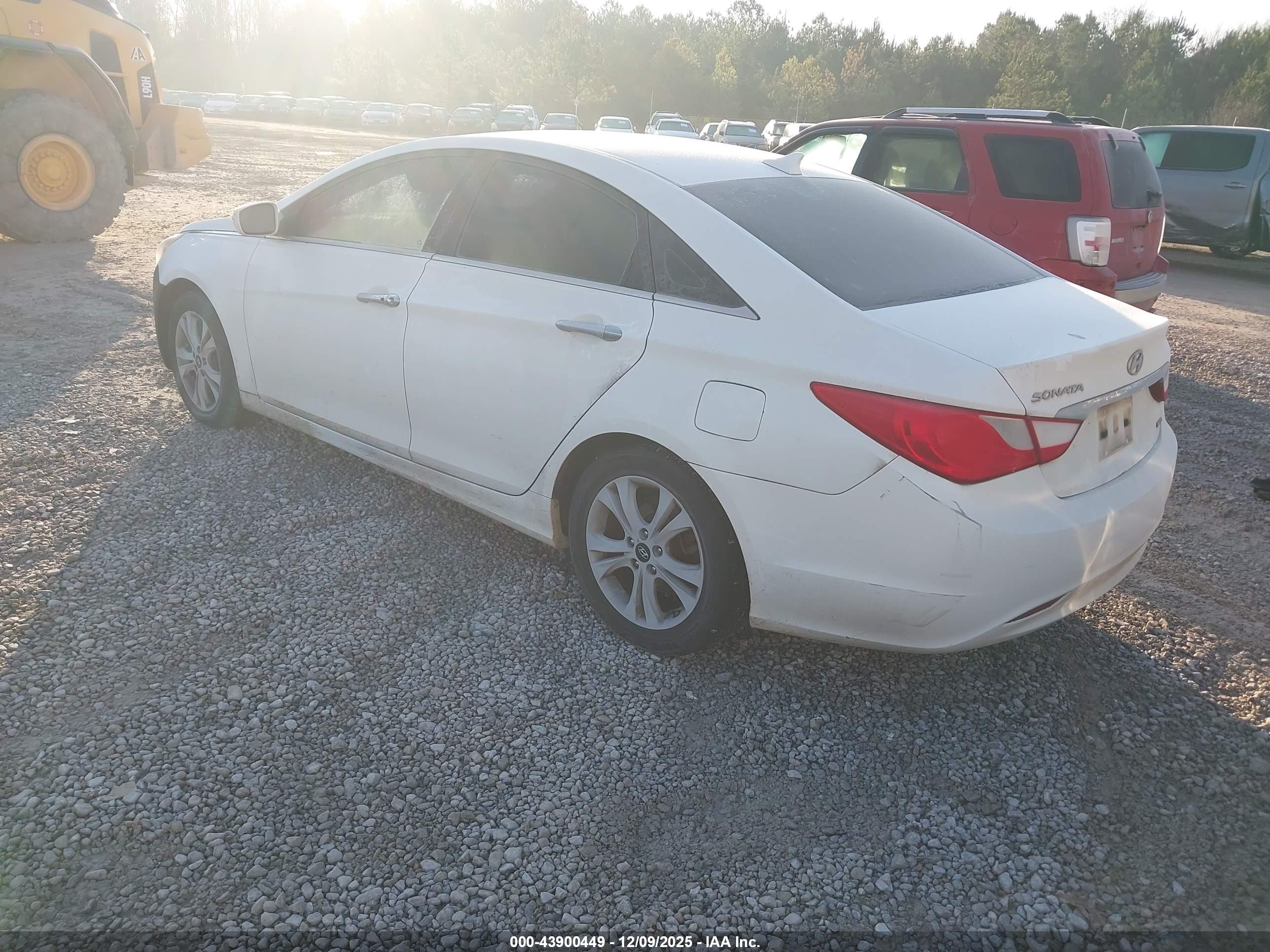 HYUNDAI SONATA image 3