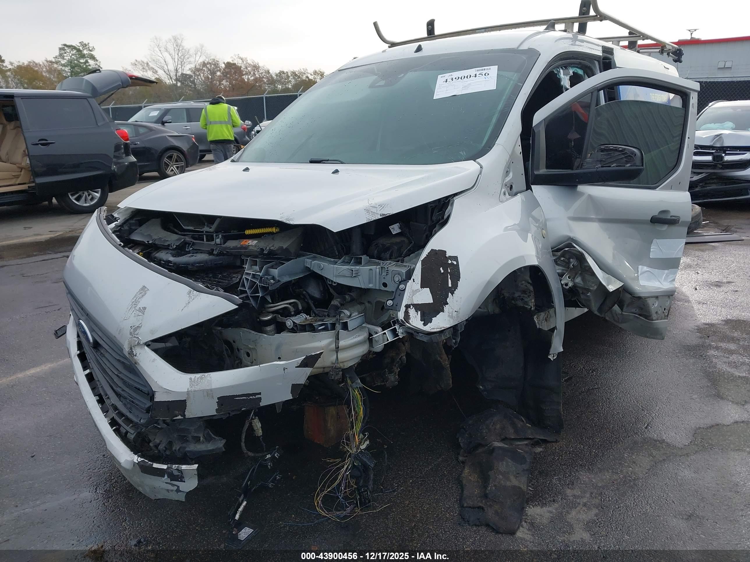 FORD TRANSIT image 6
