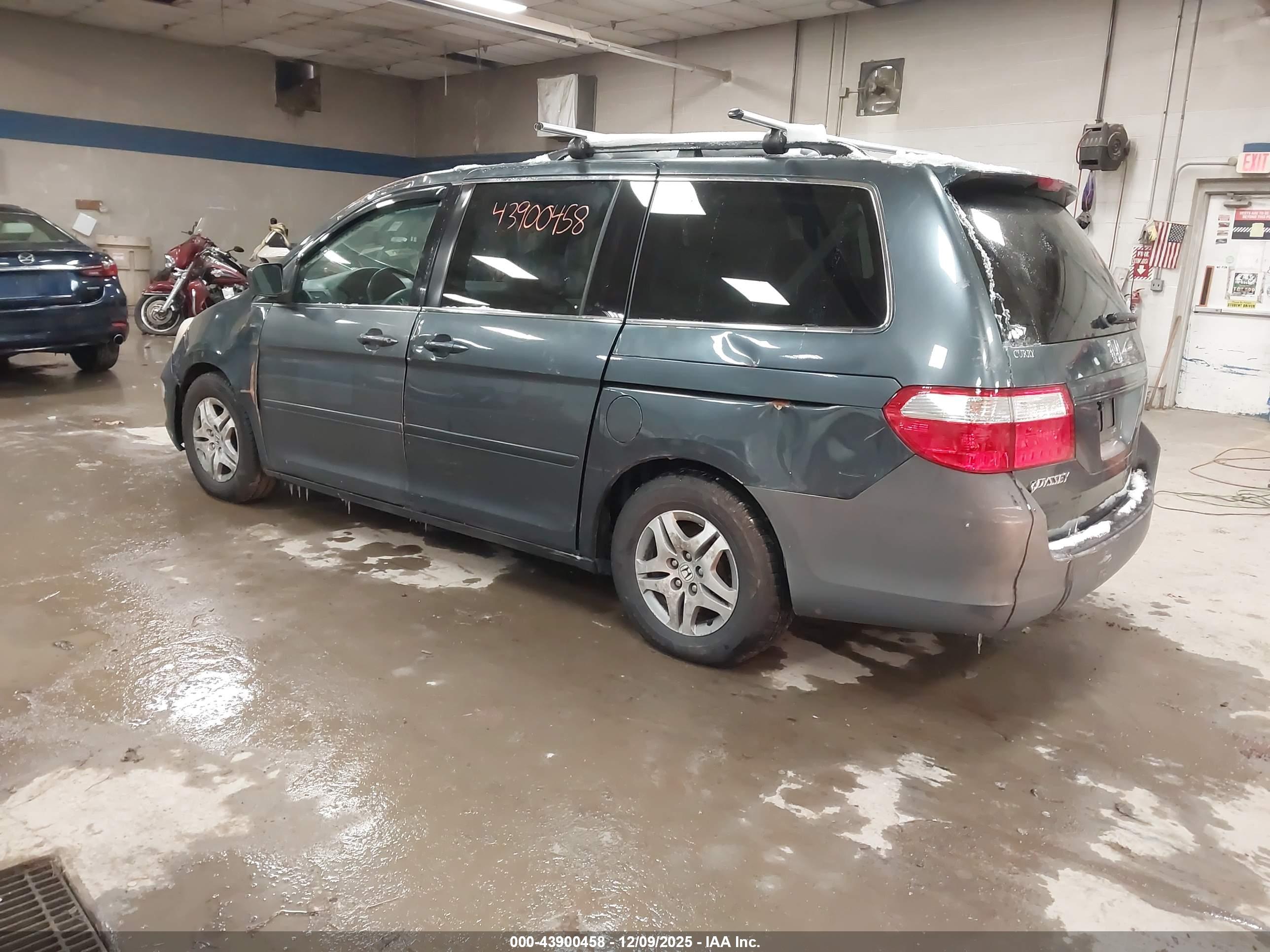 HONDA ODYSSEY image 3