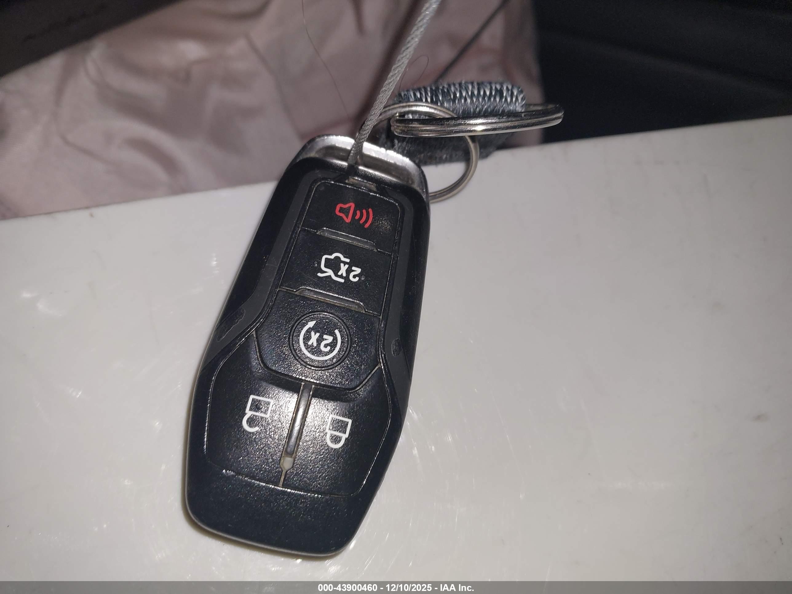FORD MUSTANG image 11