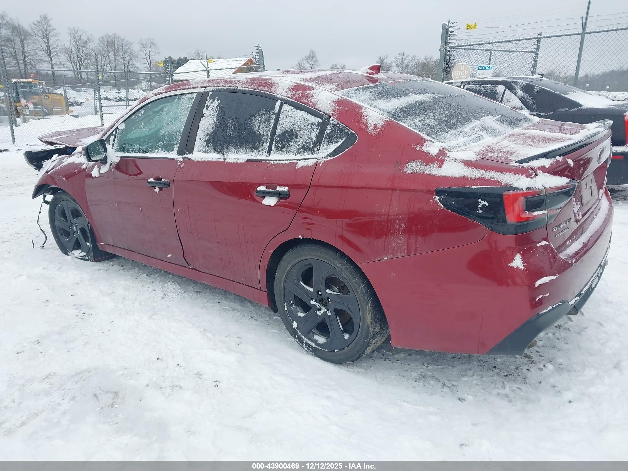 SUBARU LEGACY image 3