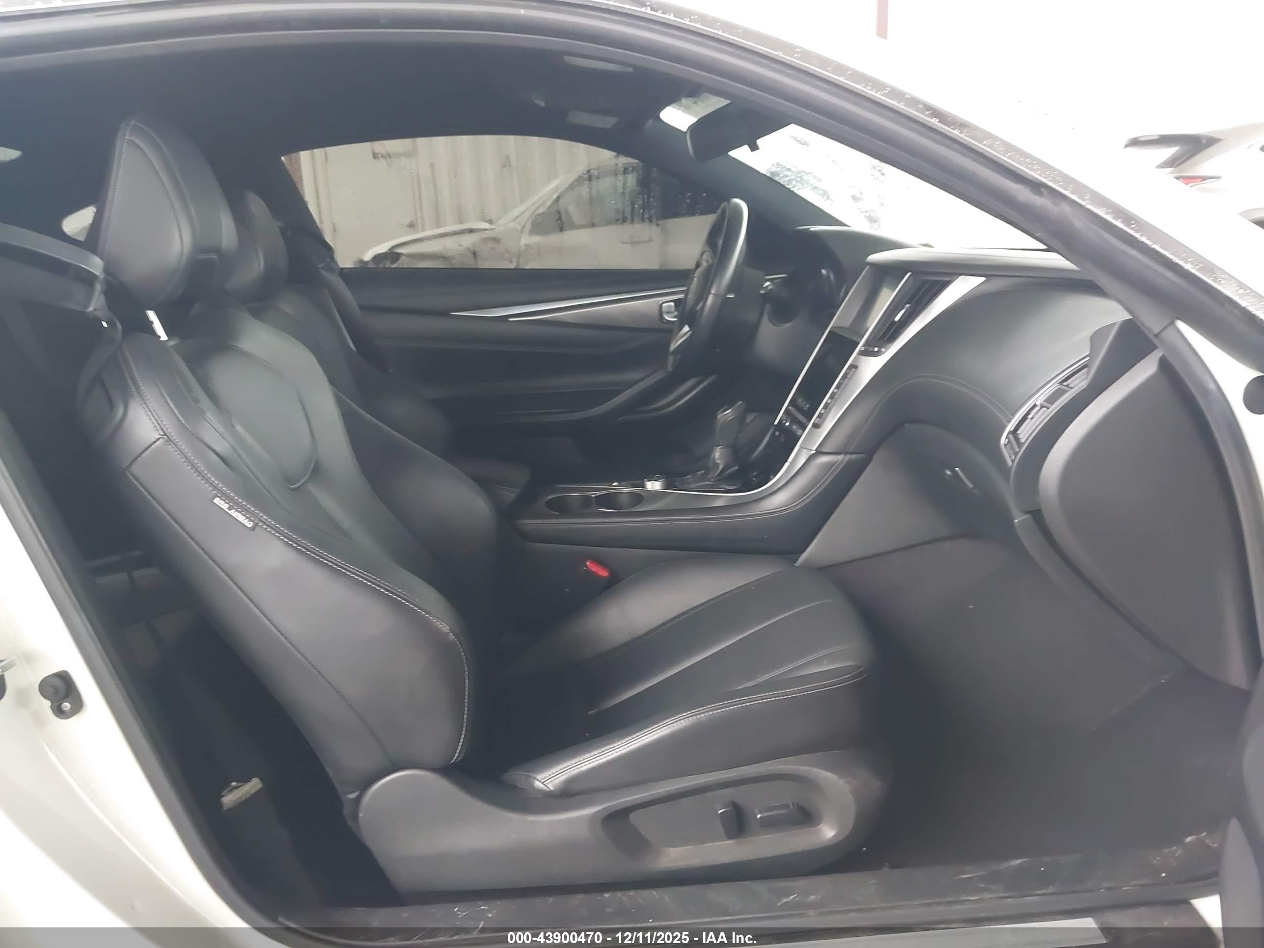 INFINITI Q60 image 5