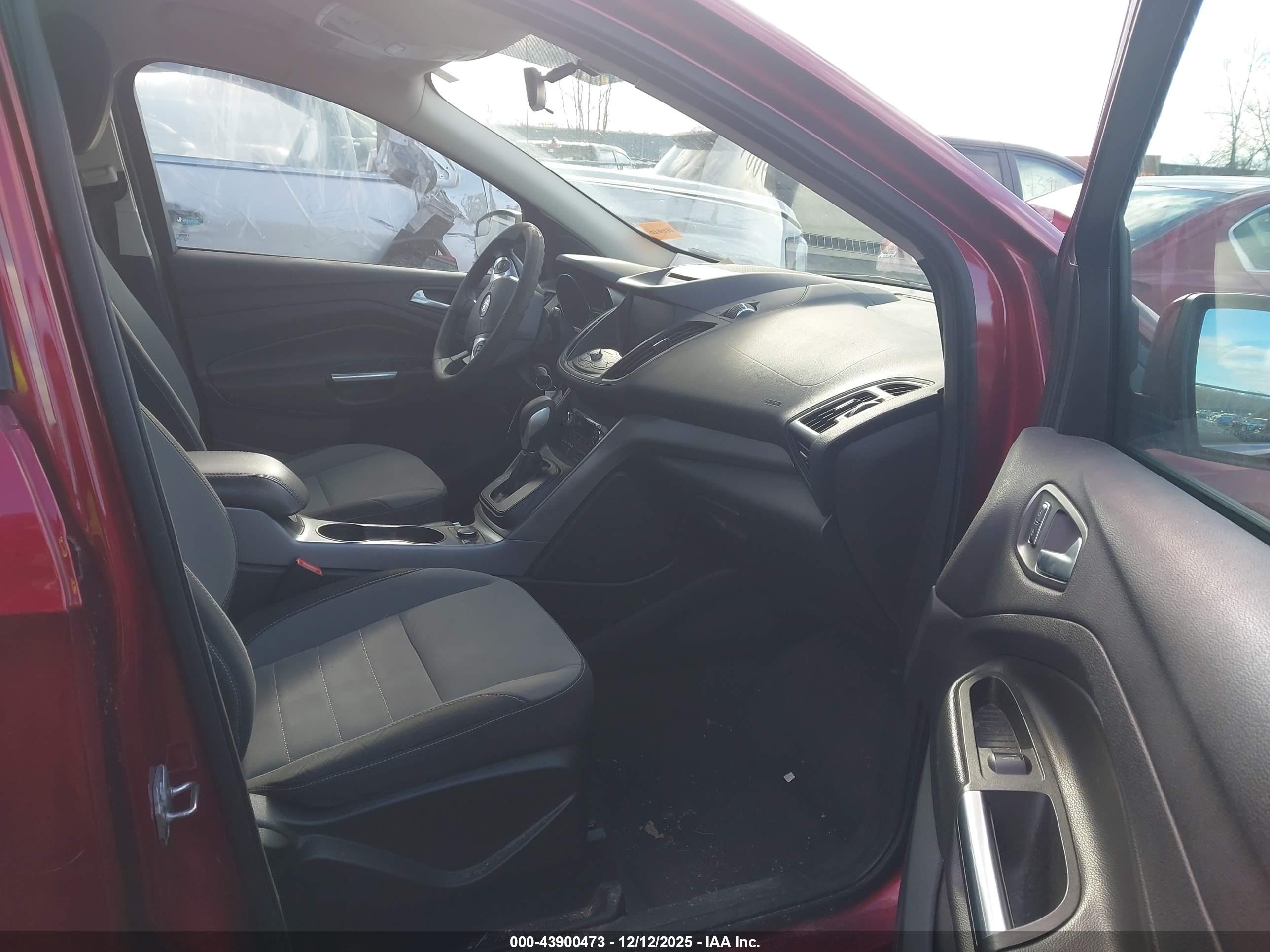 FORD ESCAPE image 5