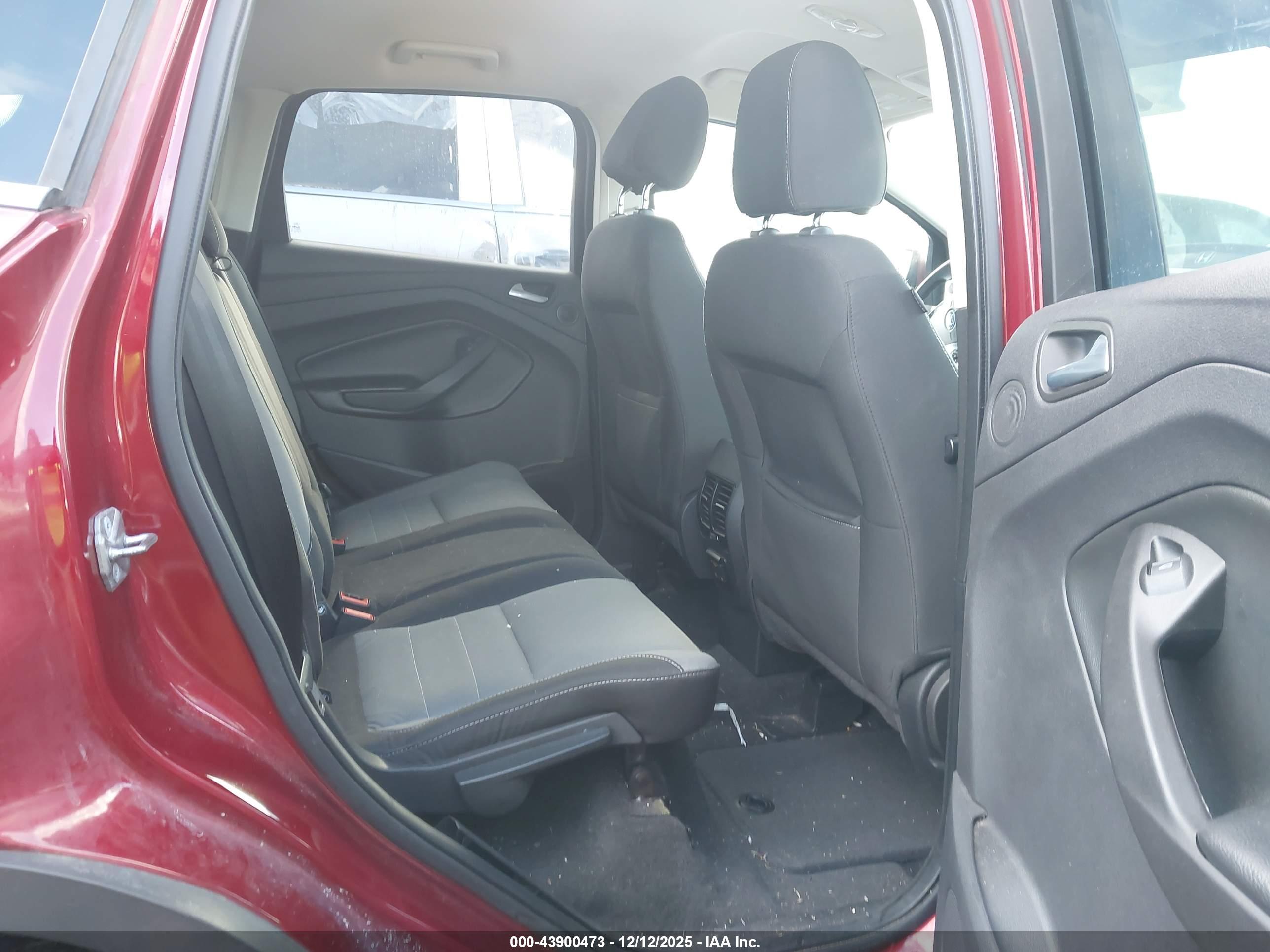FORD ESCAPE image 8