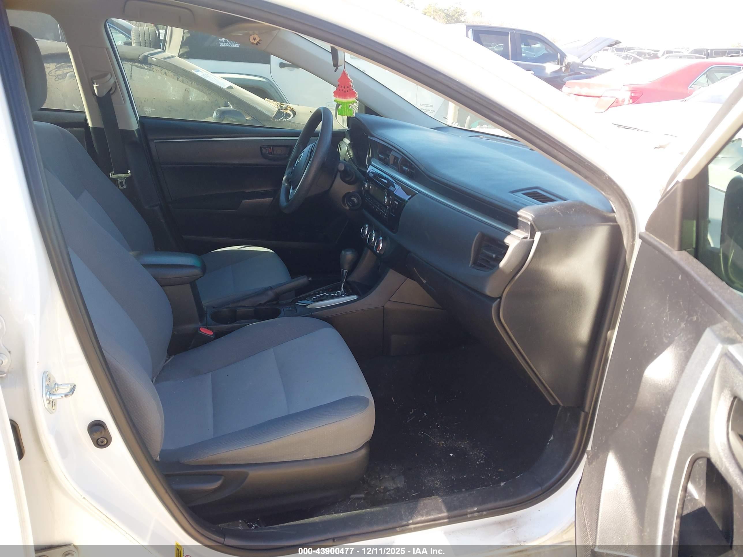 TOYOTA COROLLA image 5