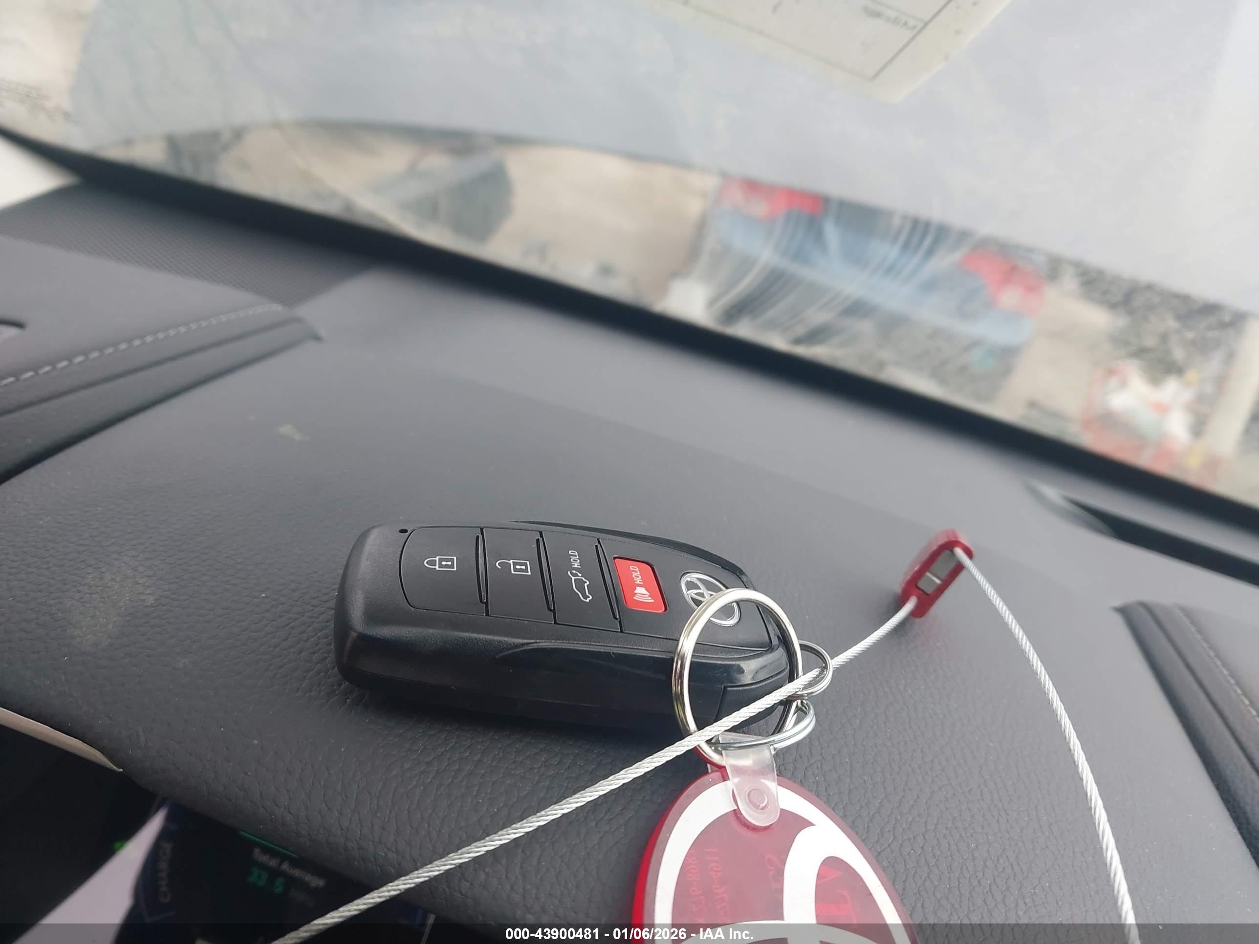 TOYOTA HIGHLANDER image 11