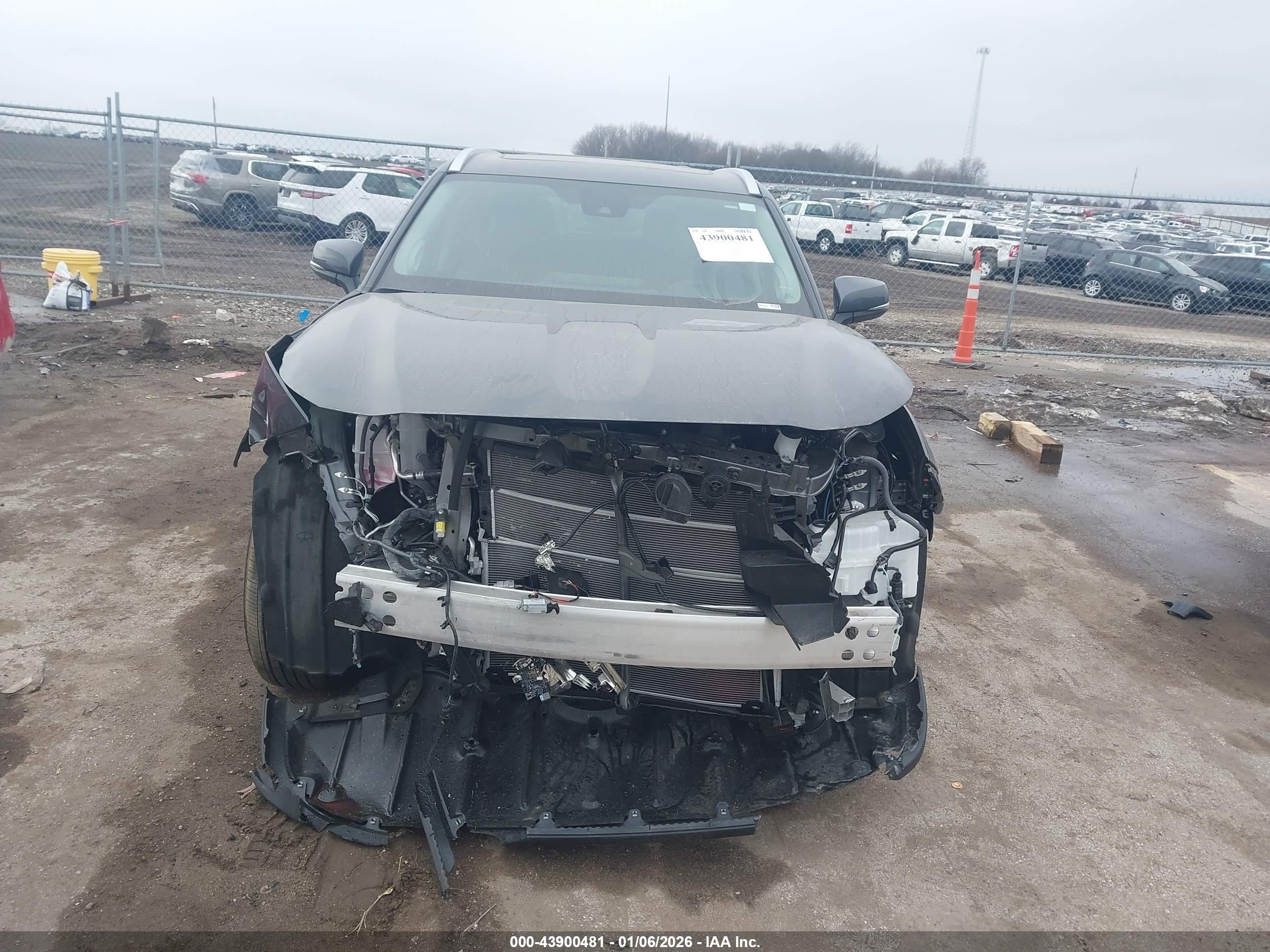 TOYOTA HIGHLANDER image 6