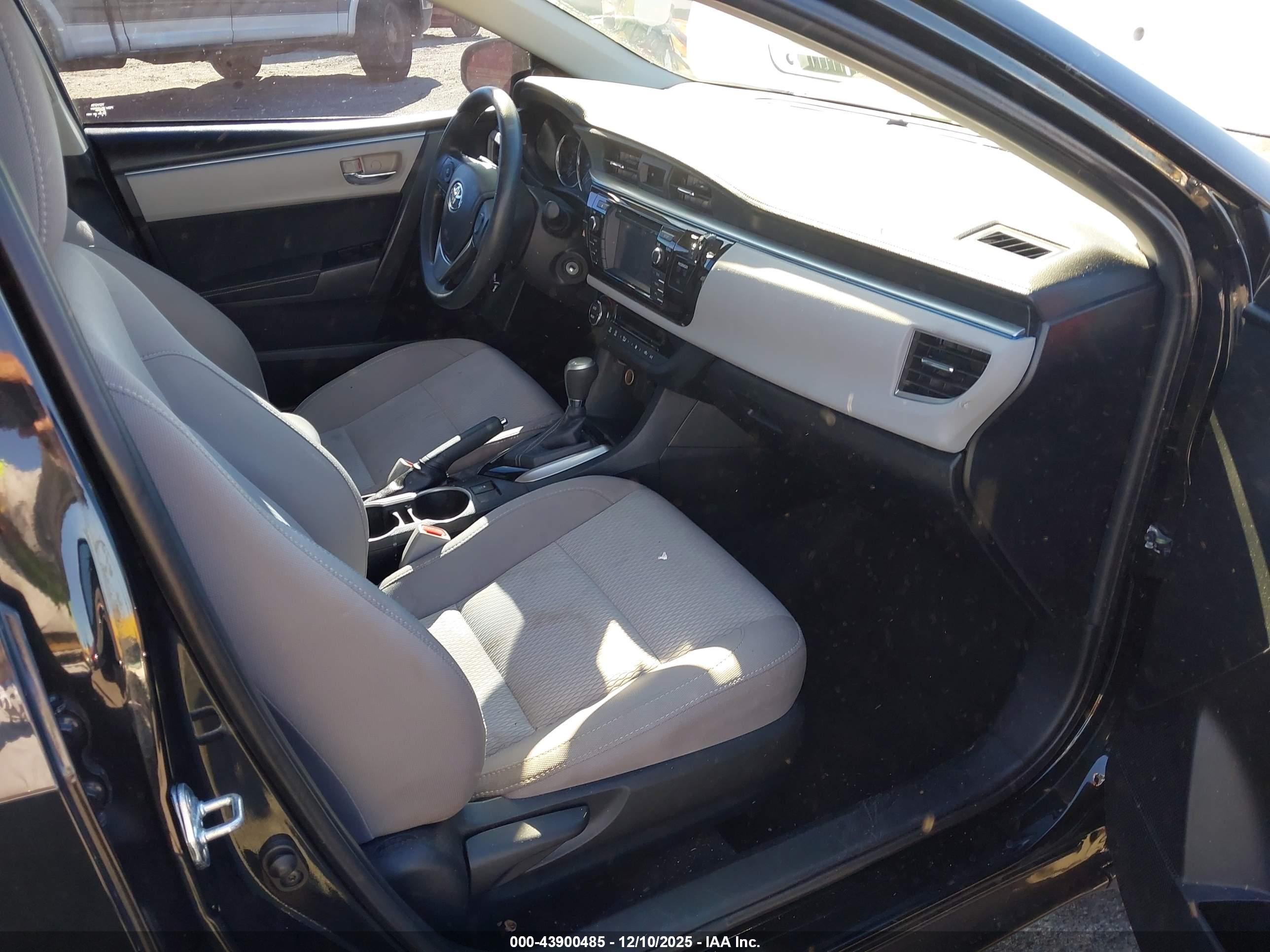 TOYOTA COROLLA image 5